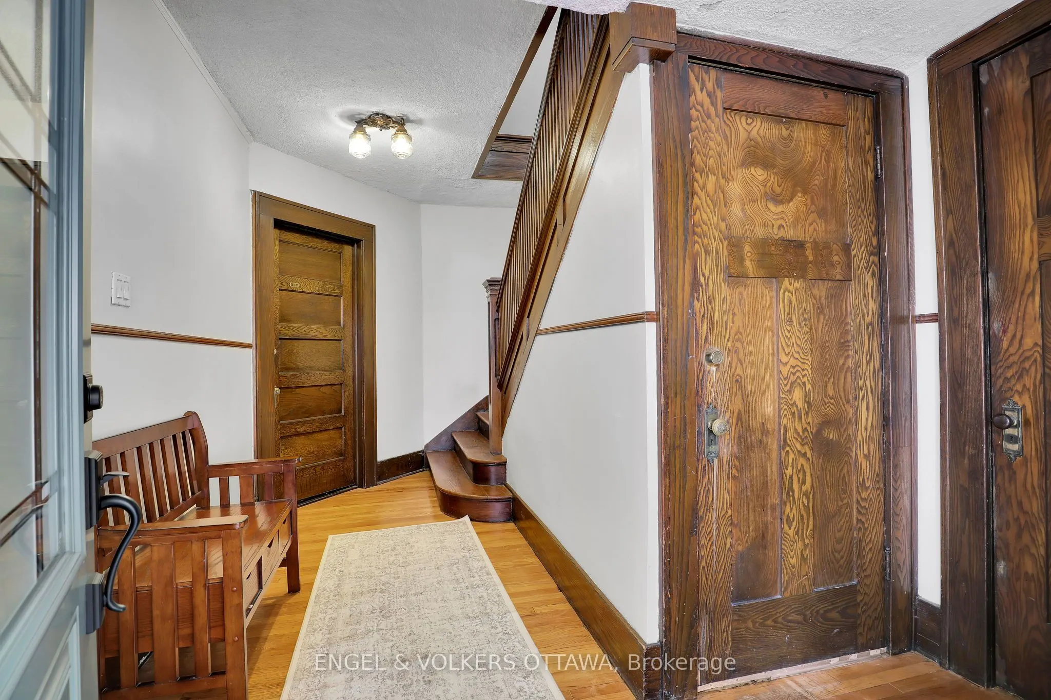 5 Woodlawn Avenue