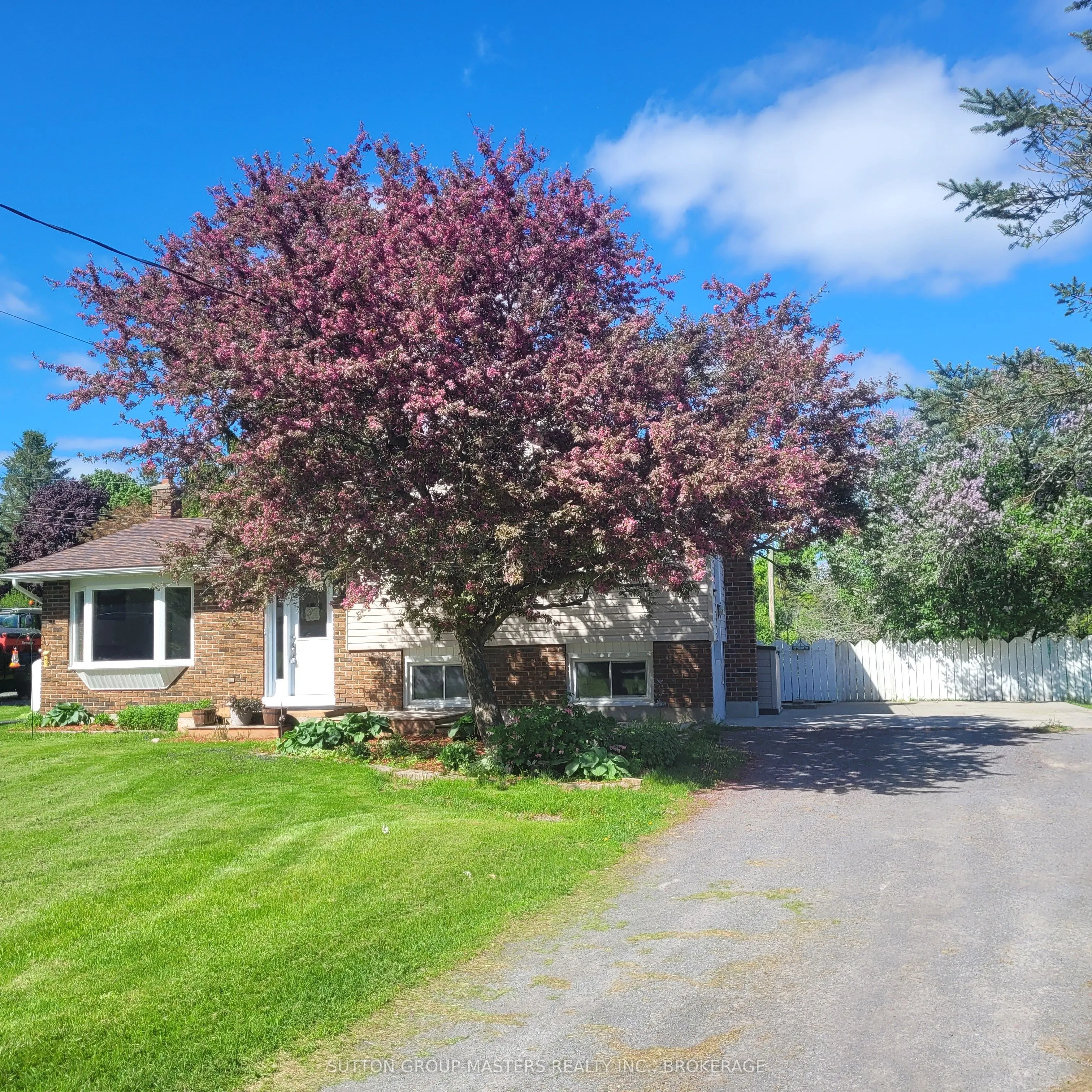 21 McDonald Crescent