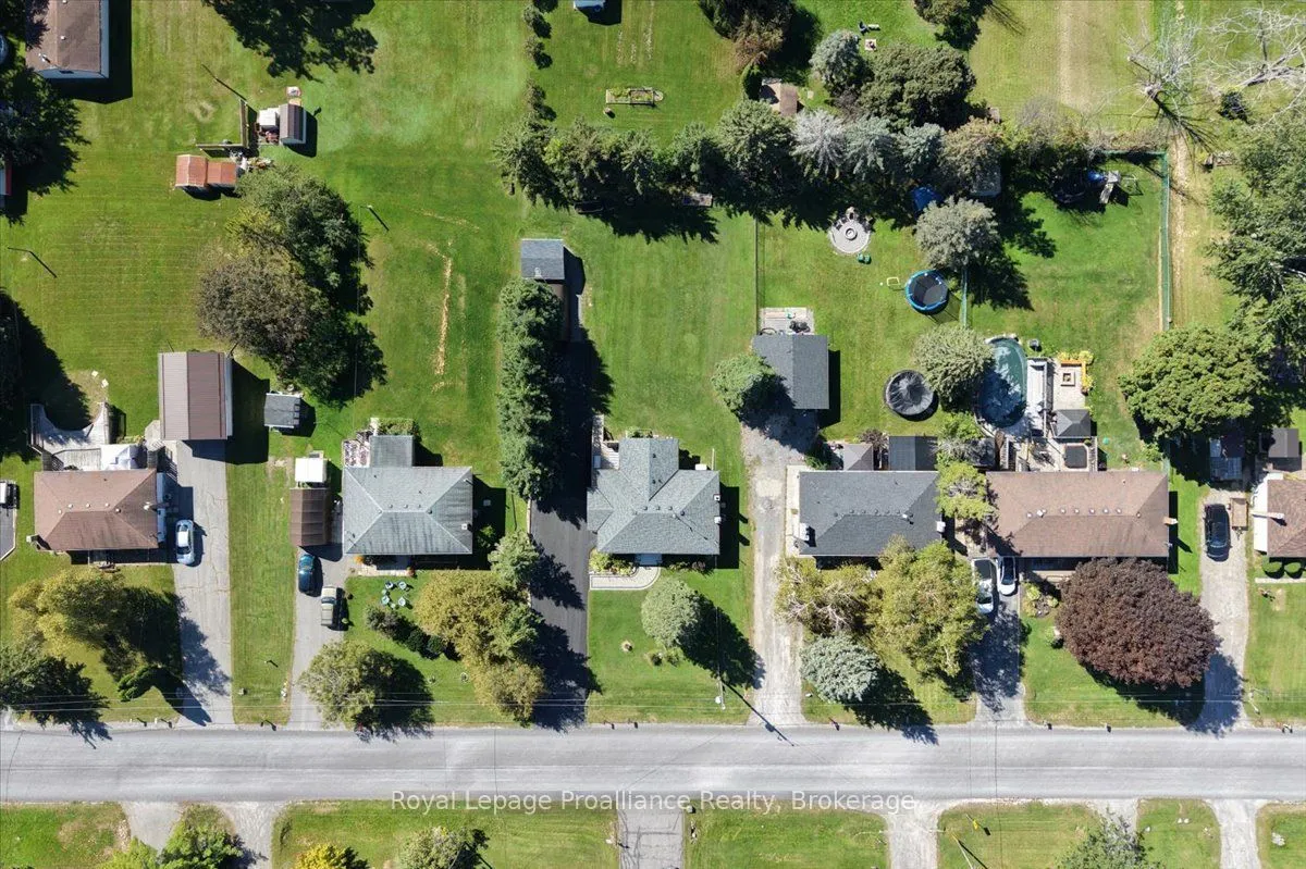 91 Chatterton Valley Crescent