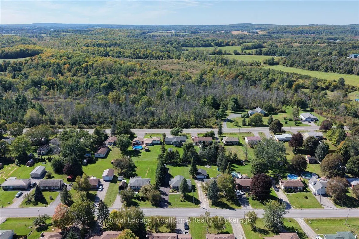 91 Chatterton Valley Crescent