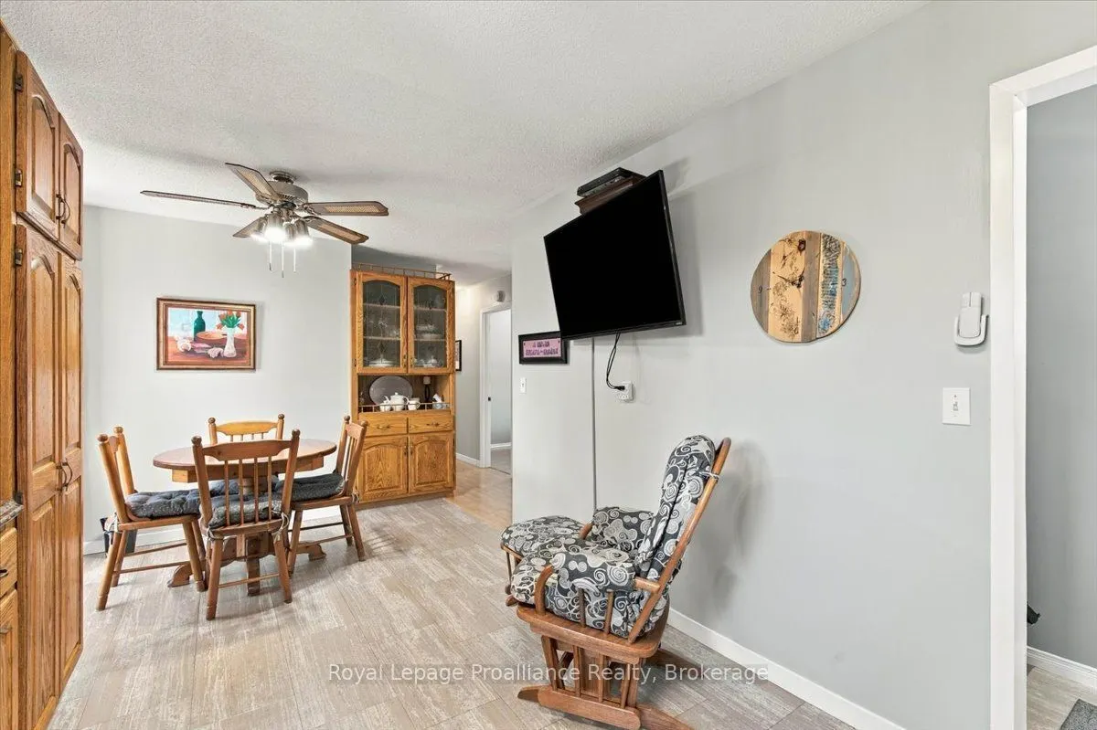 91 Chatterton Valley Crescent