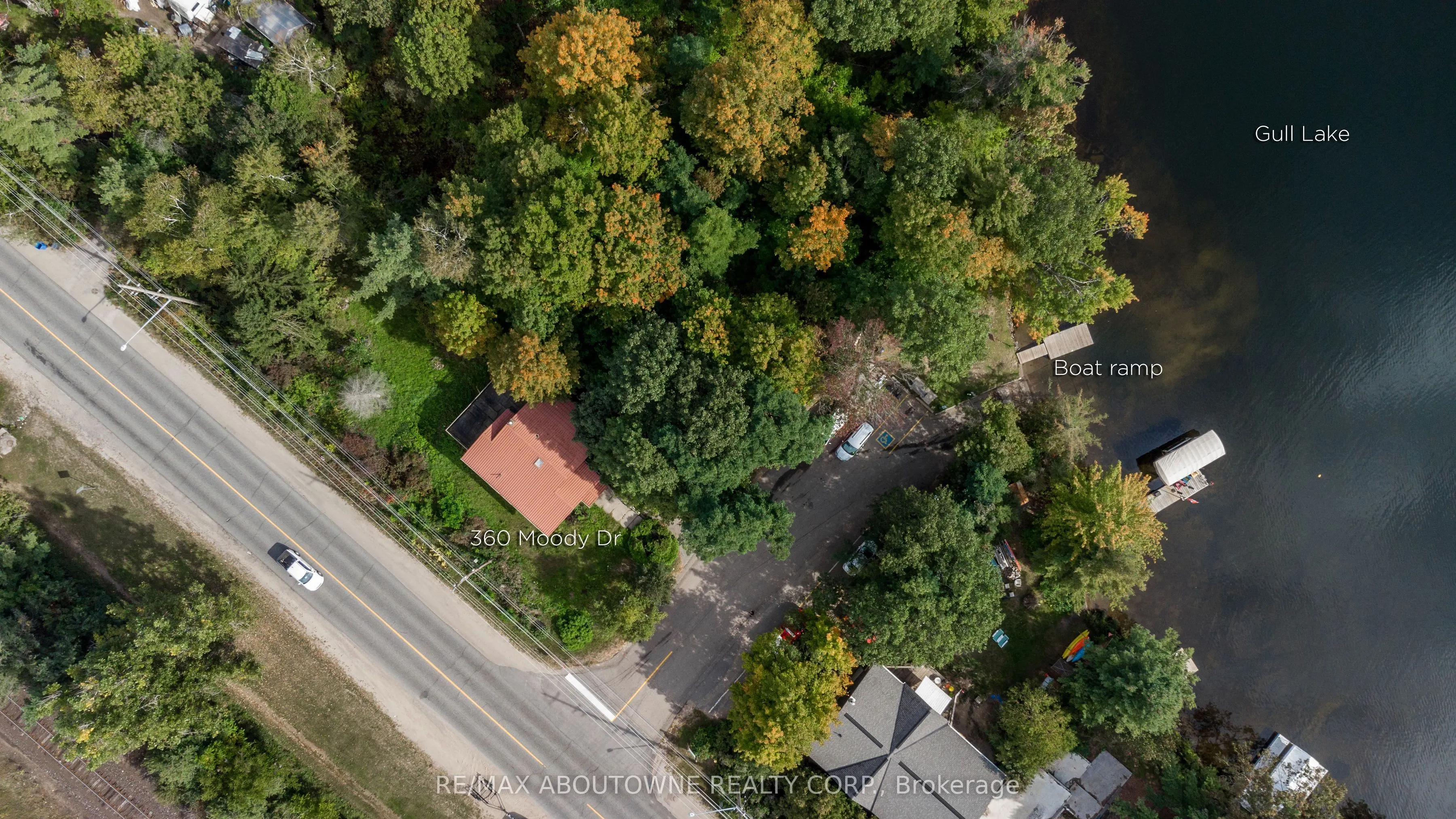 310 & 360 Moody Drive