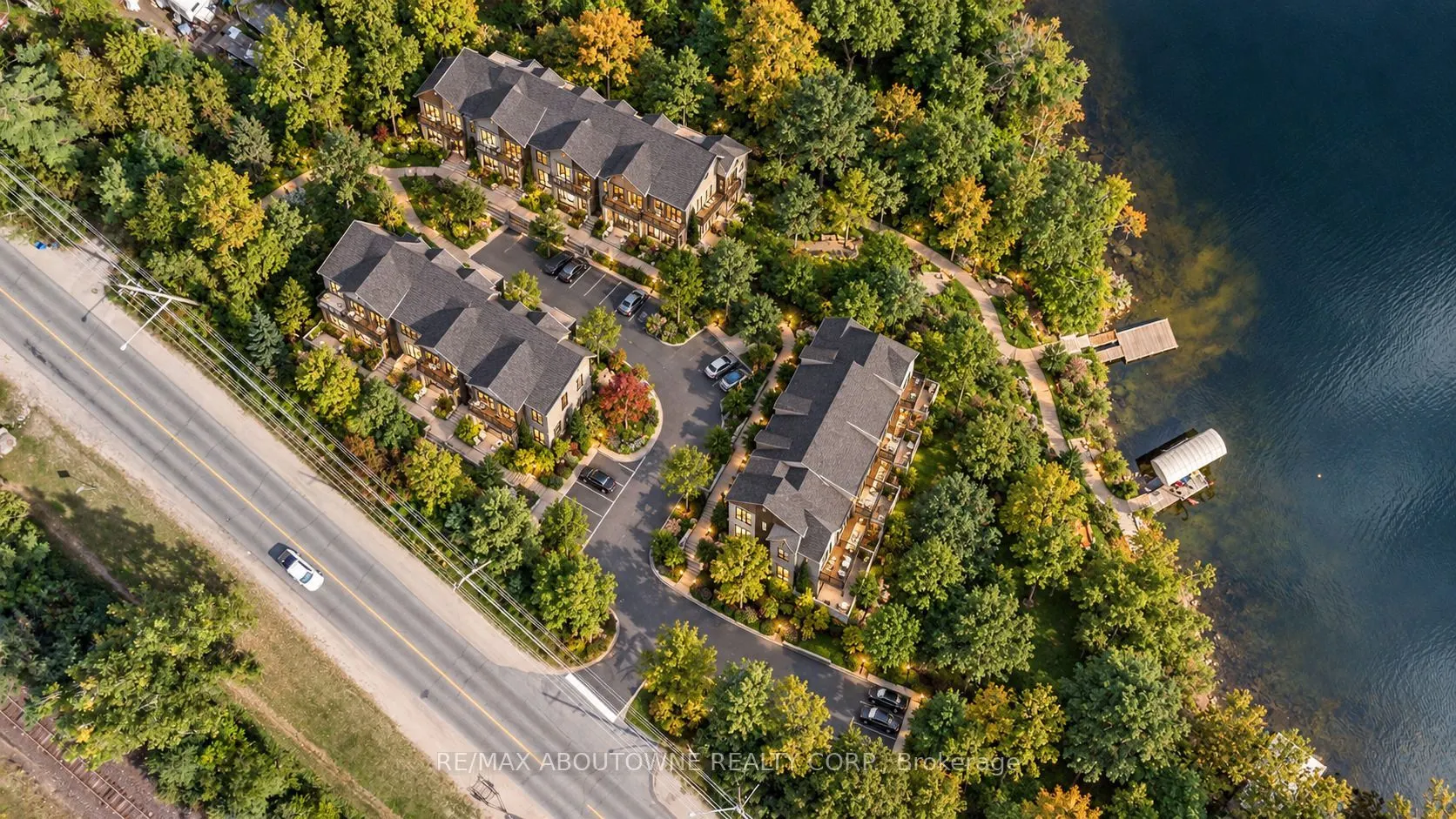 310 & 360 Moody Drive