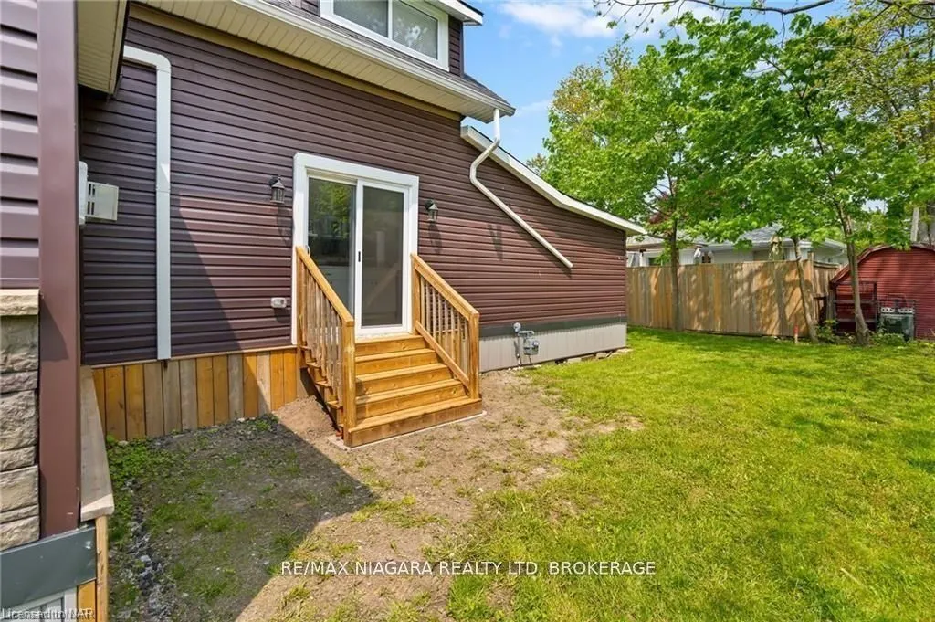 377 Cambridge Road W