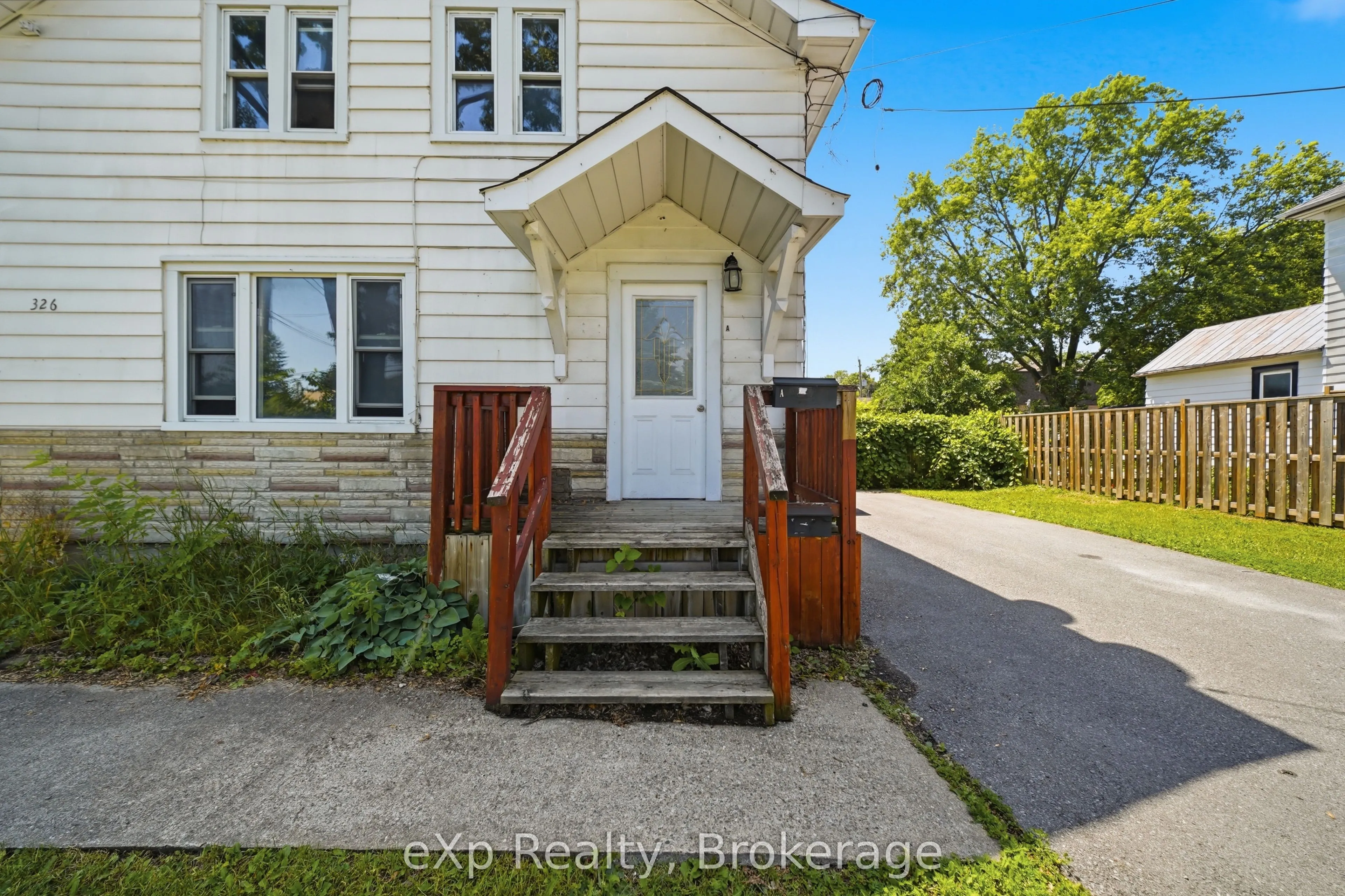 326 Sidney Street