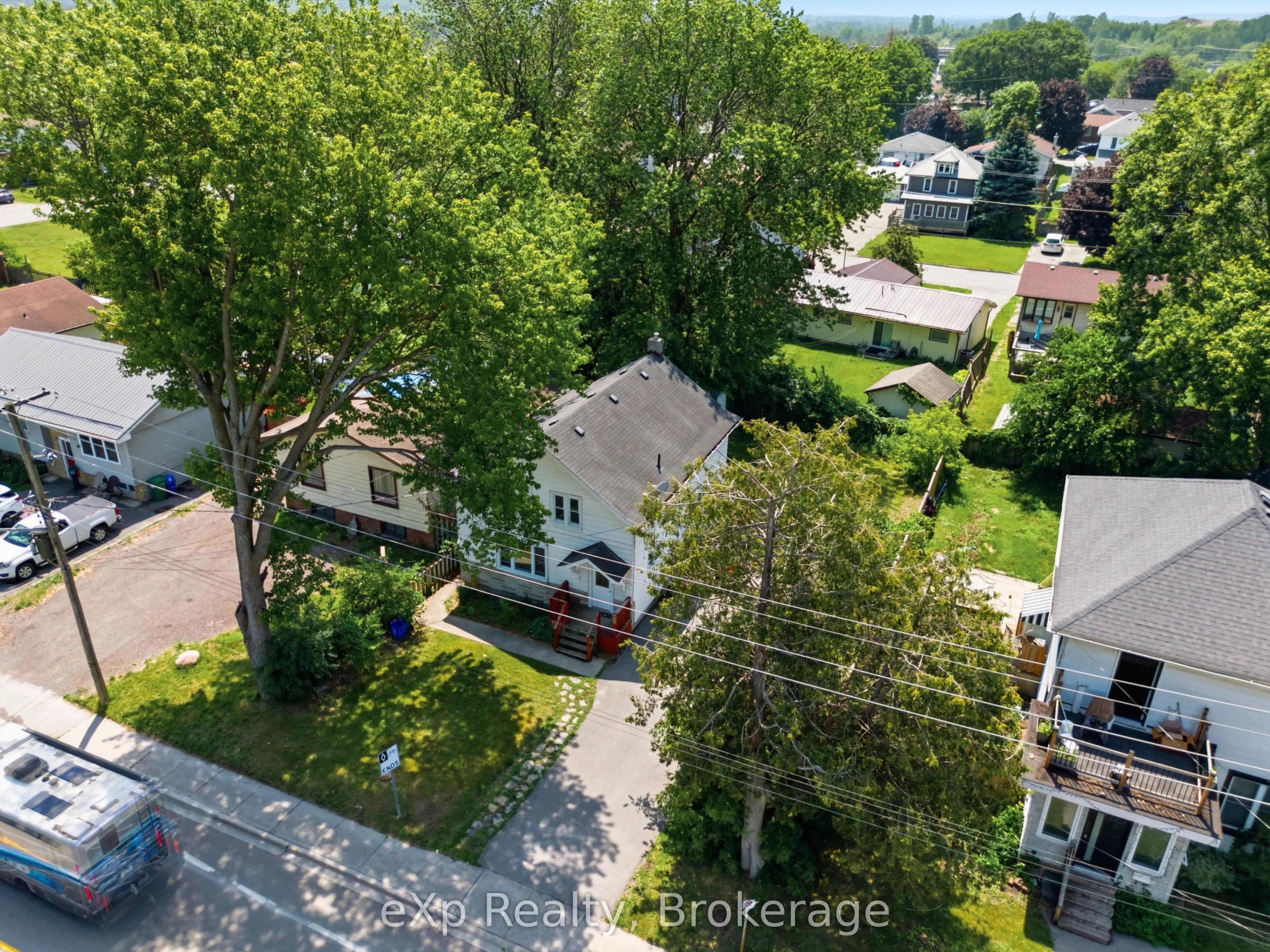 326 Sidney Street