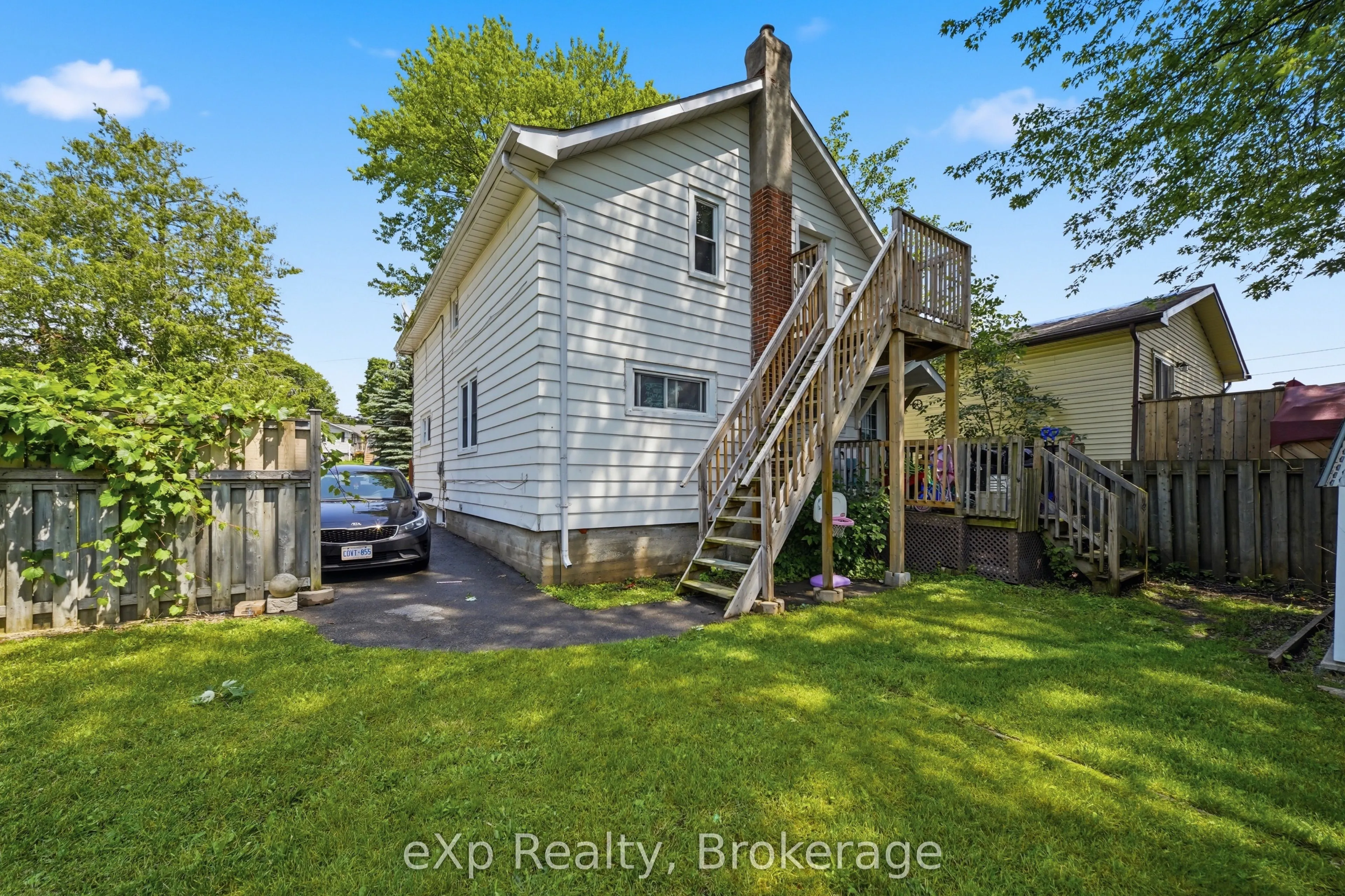 326 Sidney Street