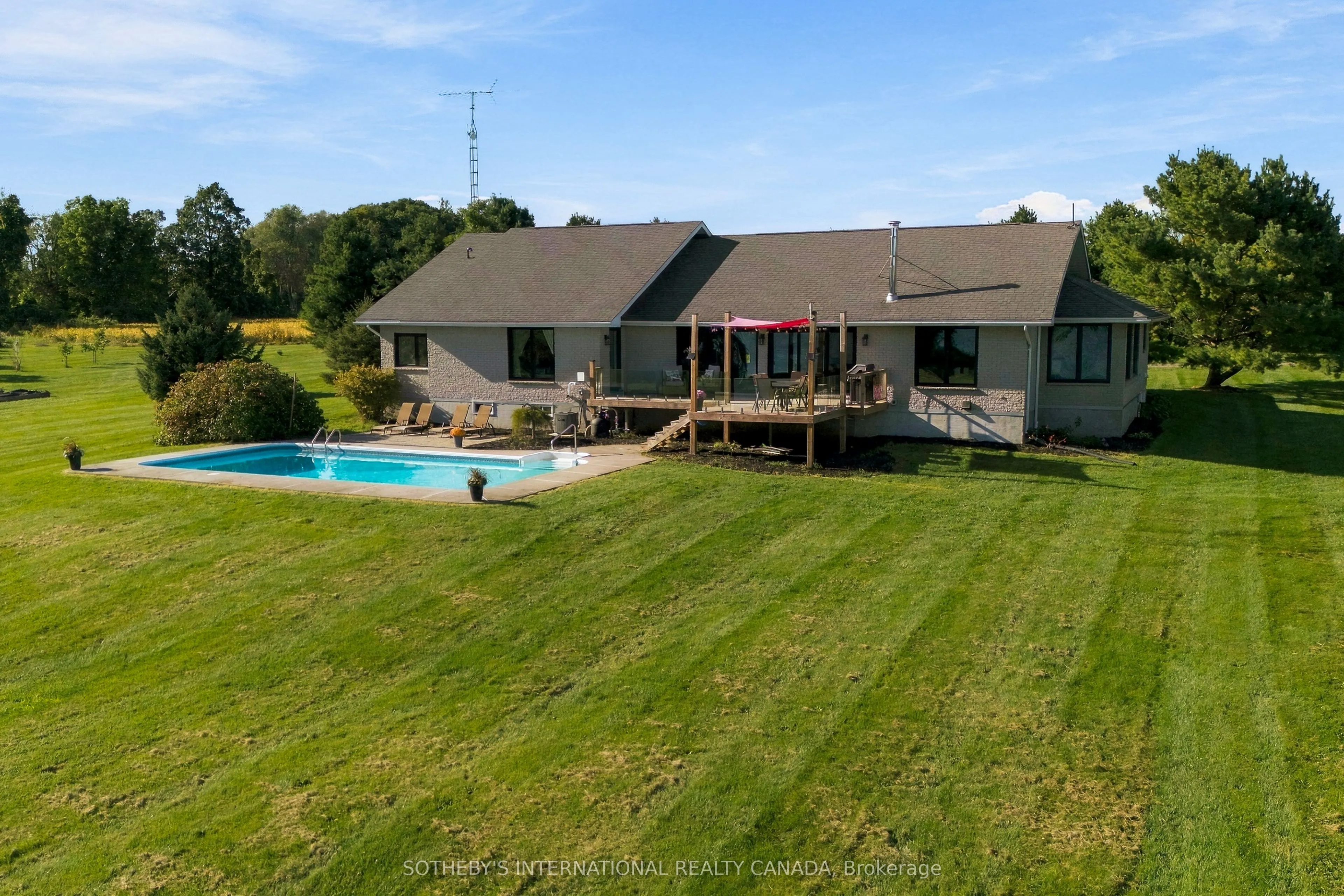 969-973 County Road 11
