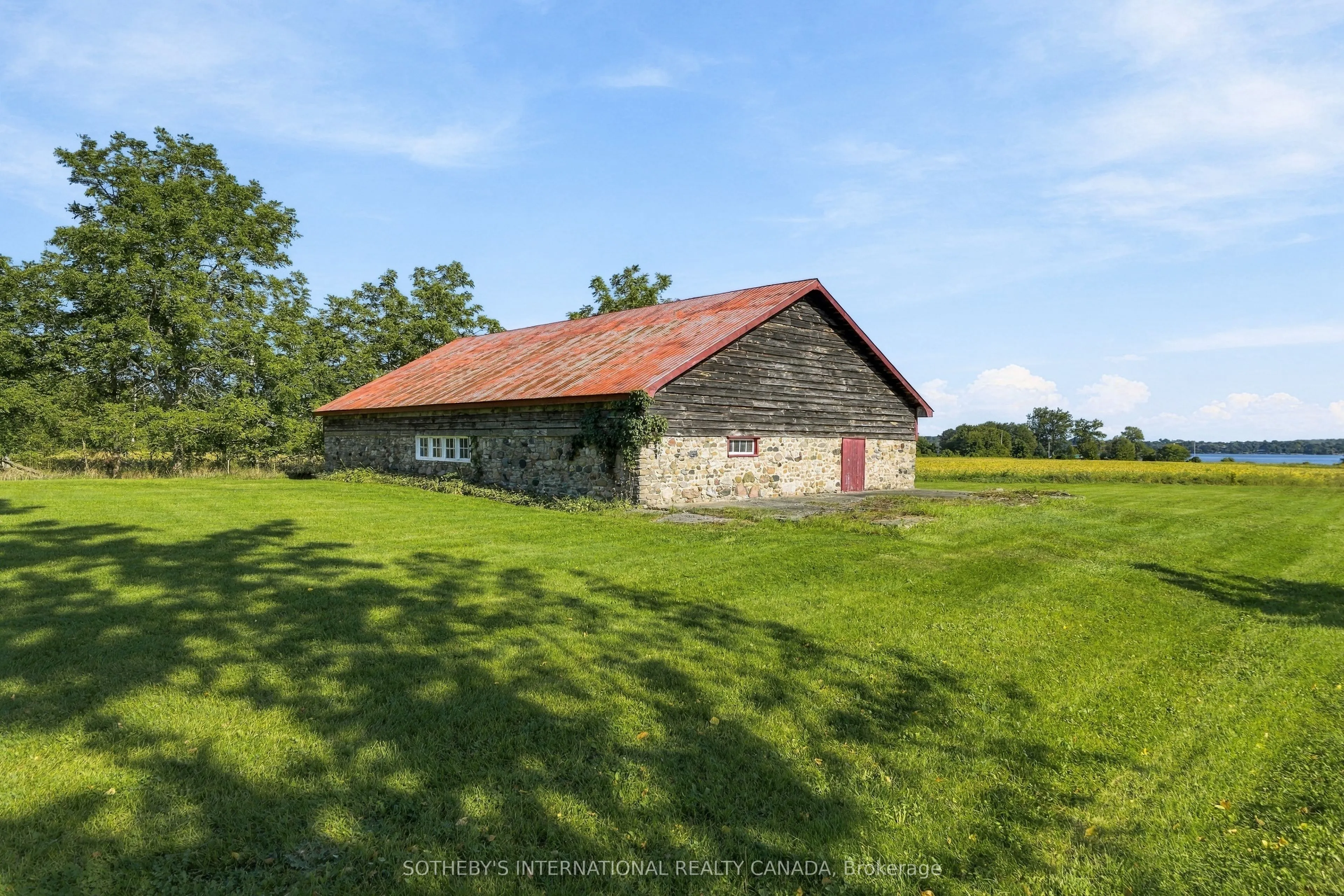 969-973 County Road 11