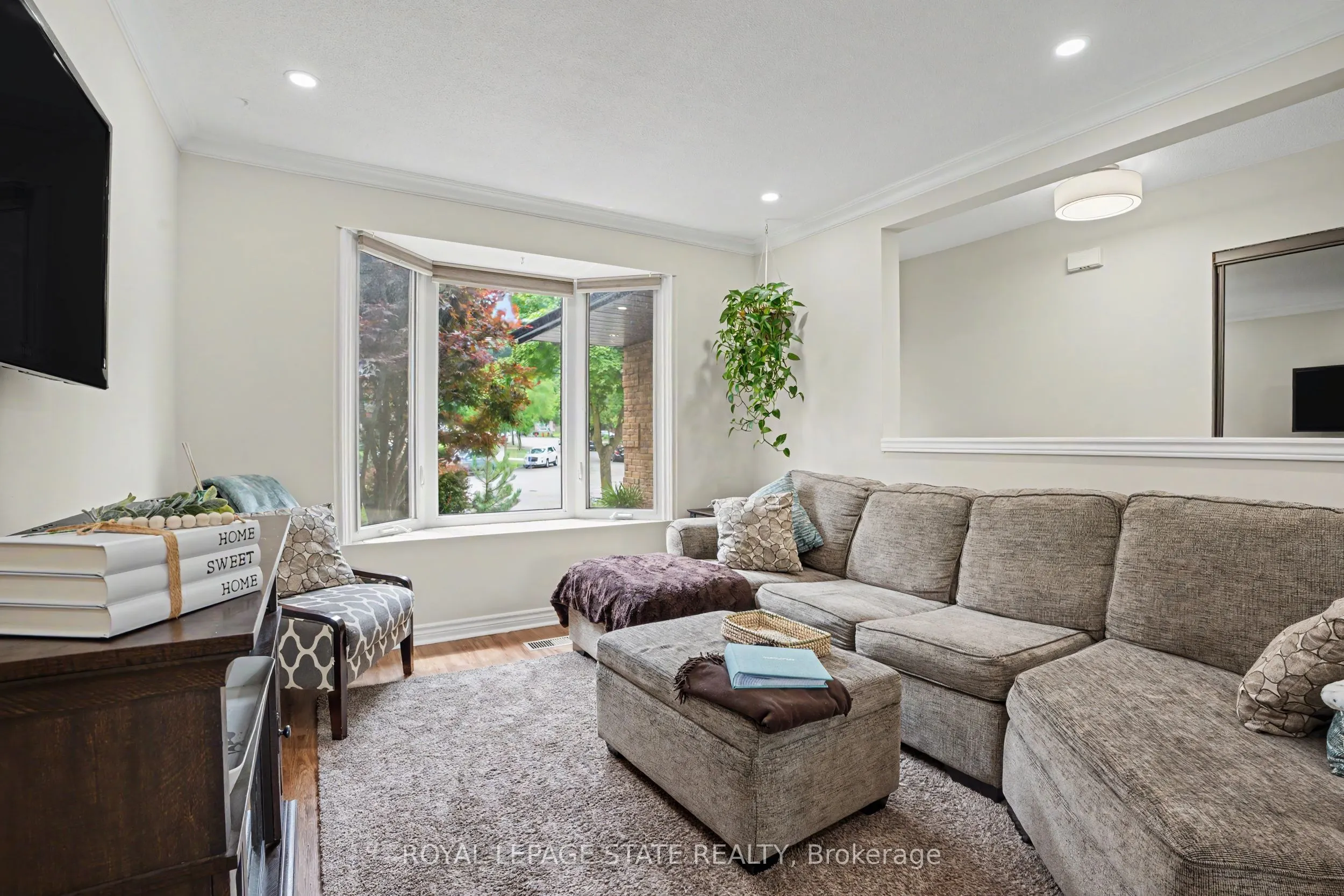 103 Glenashton Drive