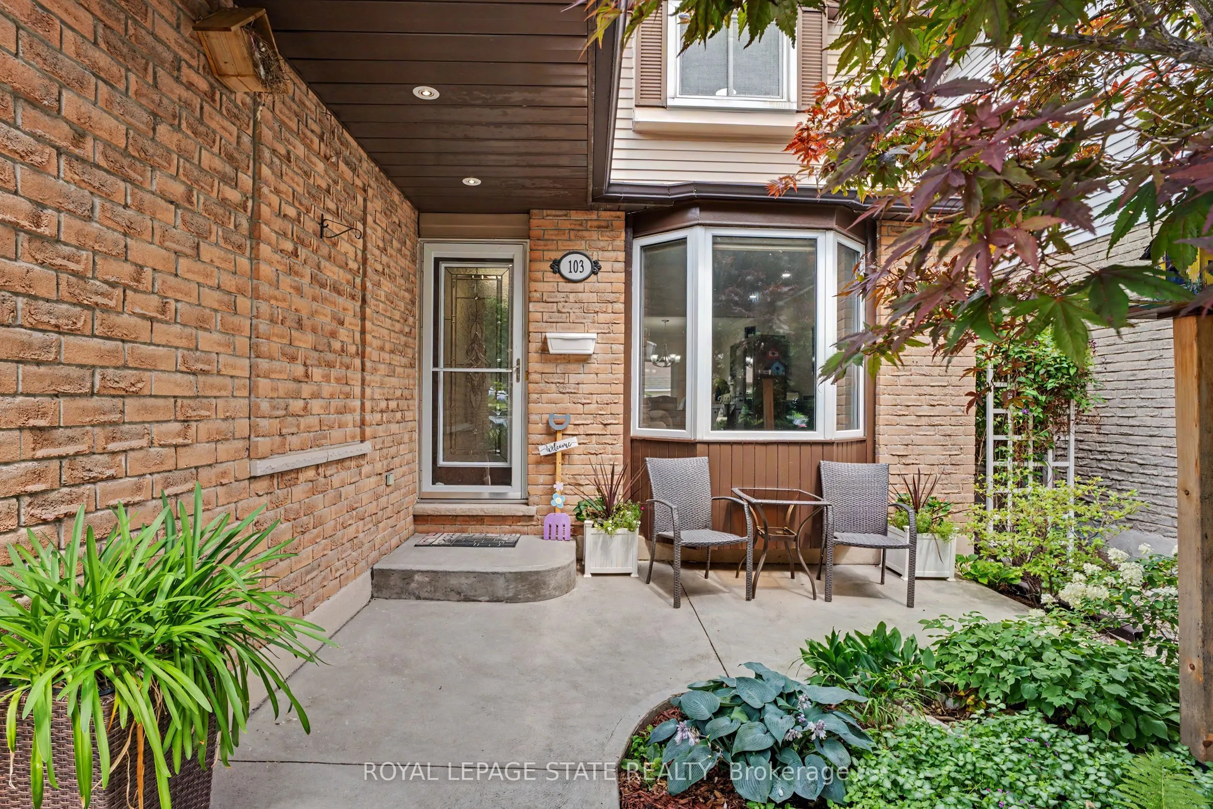 103 Glenashton Drive