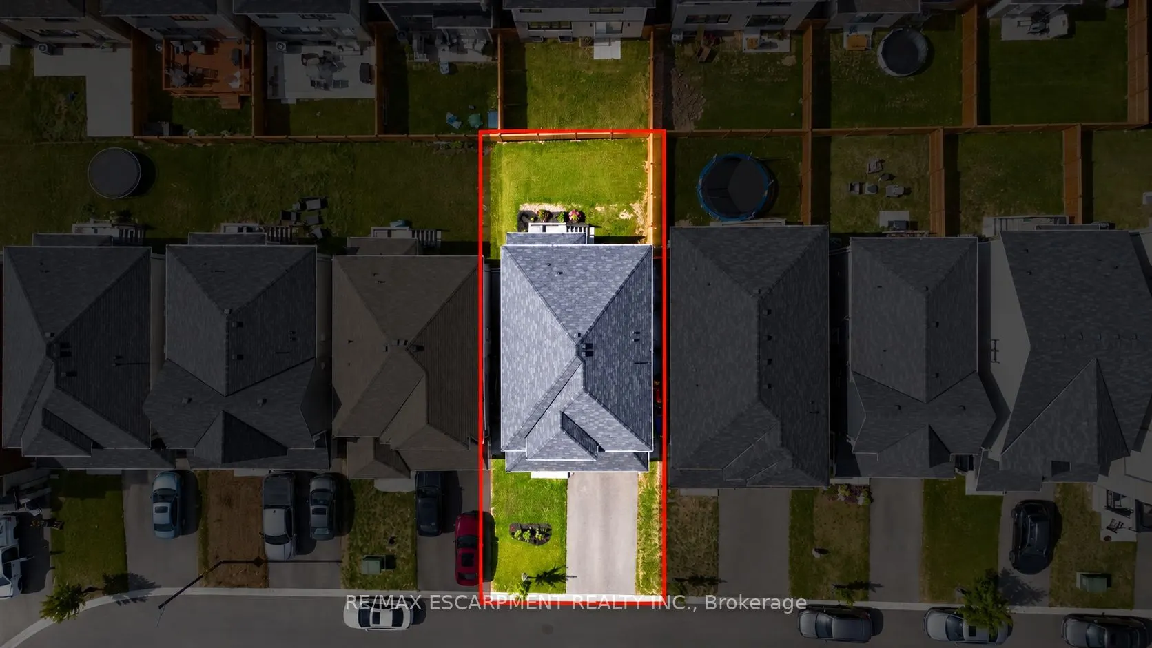 31 SANTOS Drive