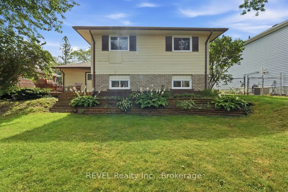 92 Maple Drive