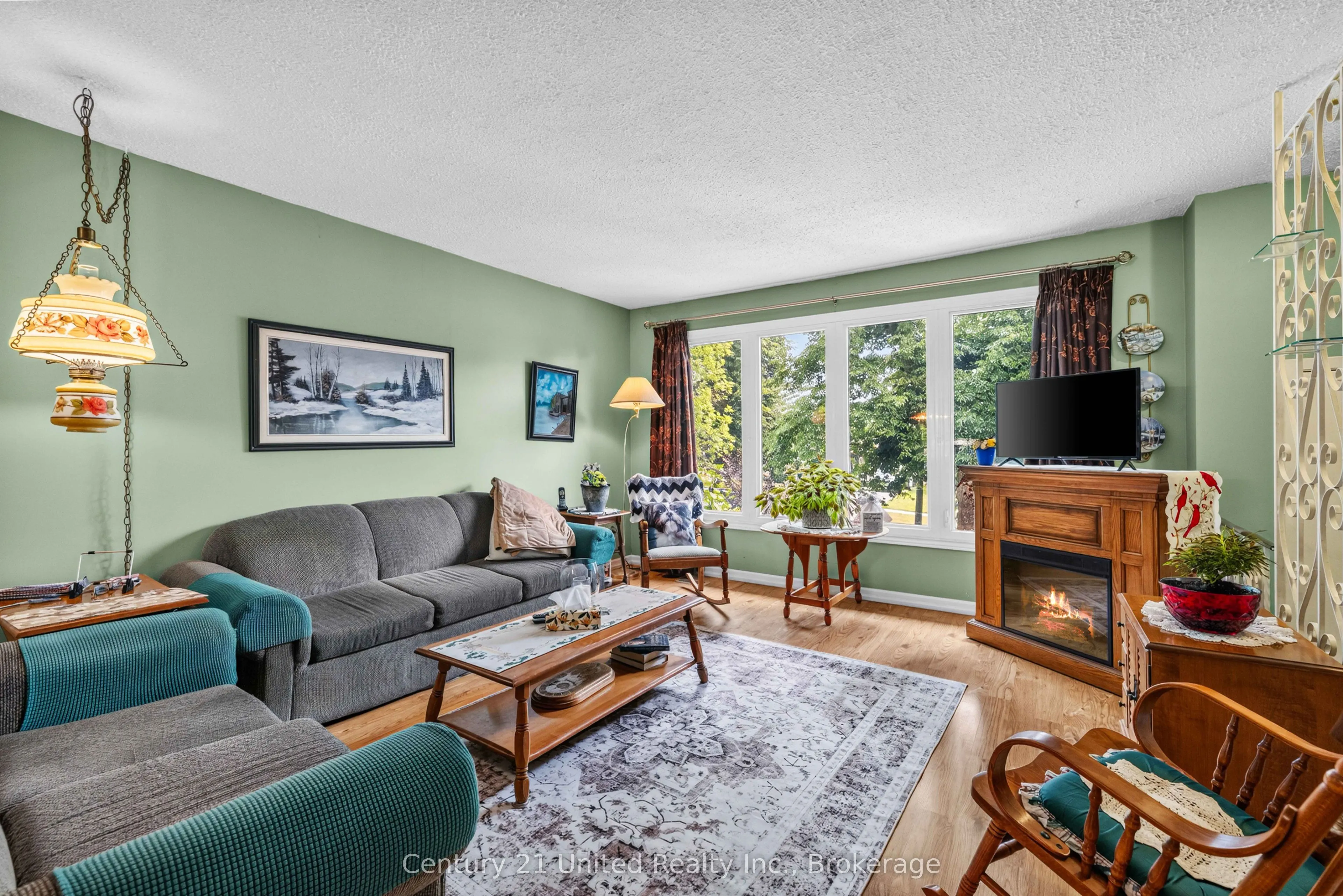 941 Golfview Road