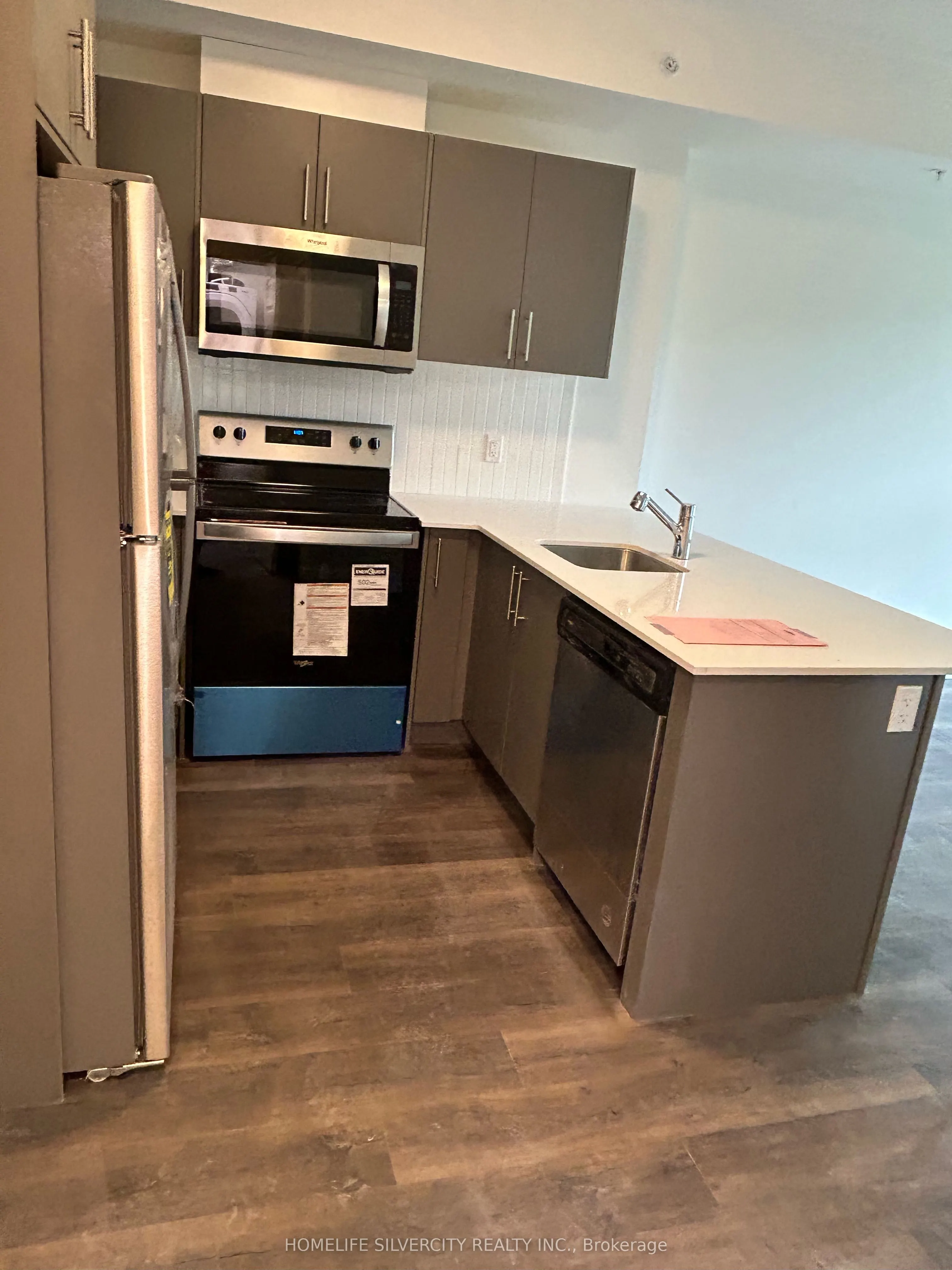 103 Roger Street #208