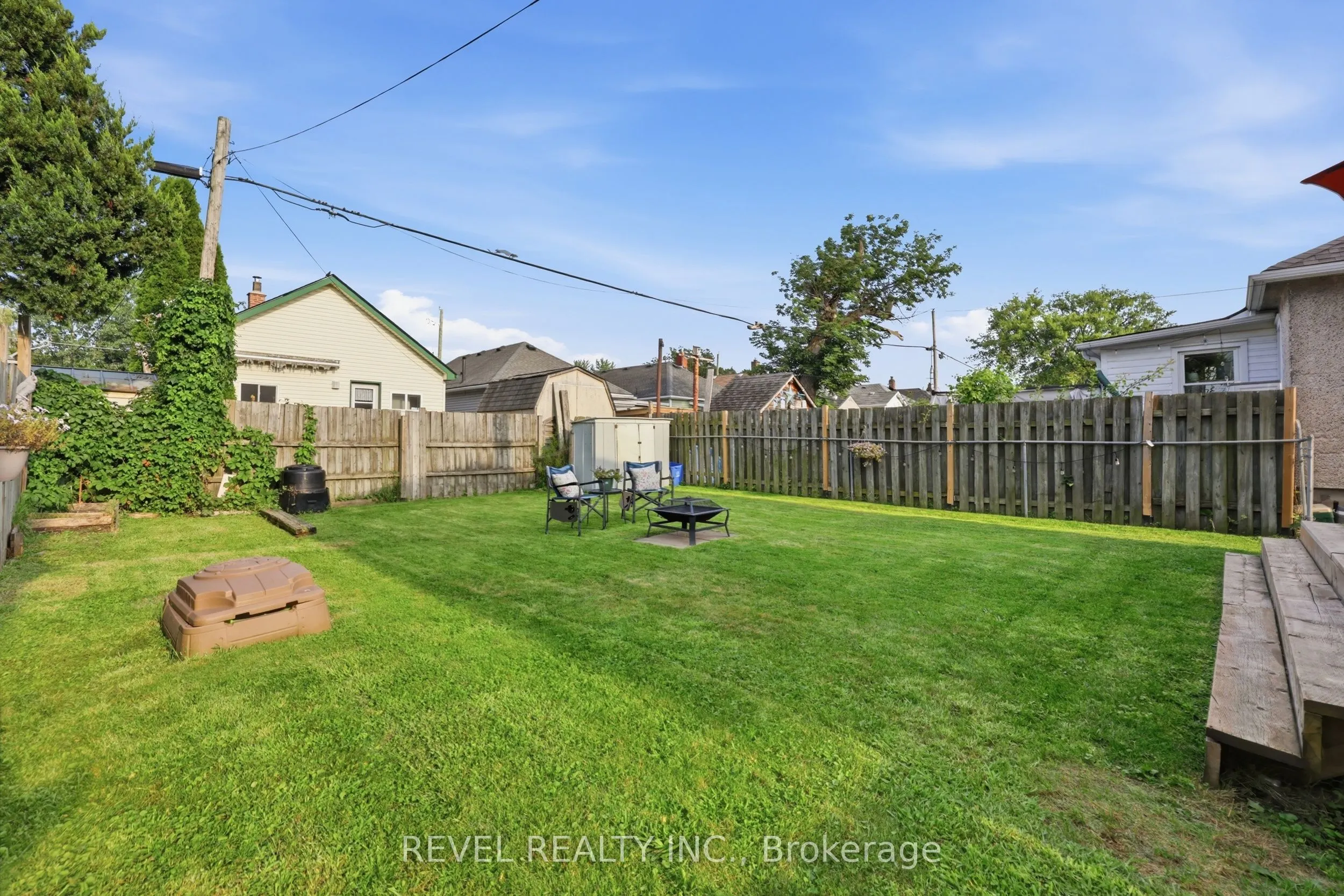 52 Berryman Avenue