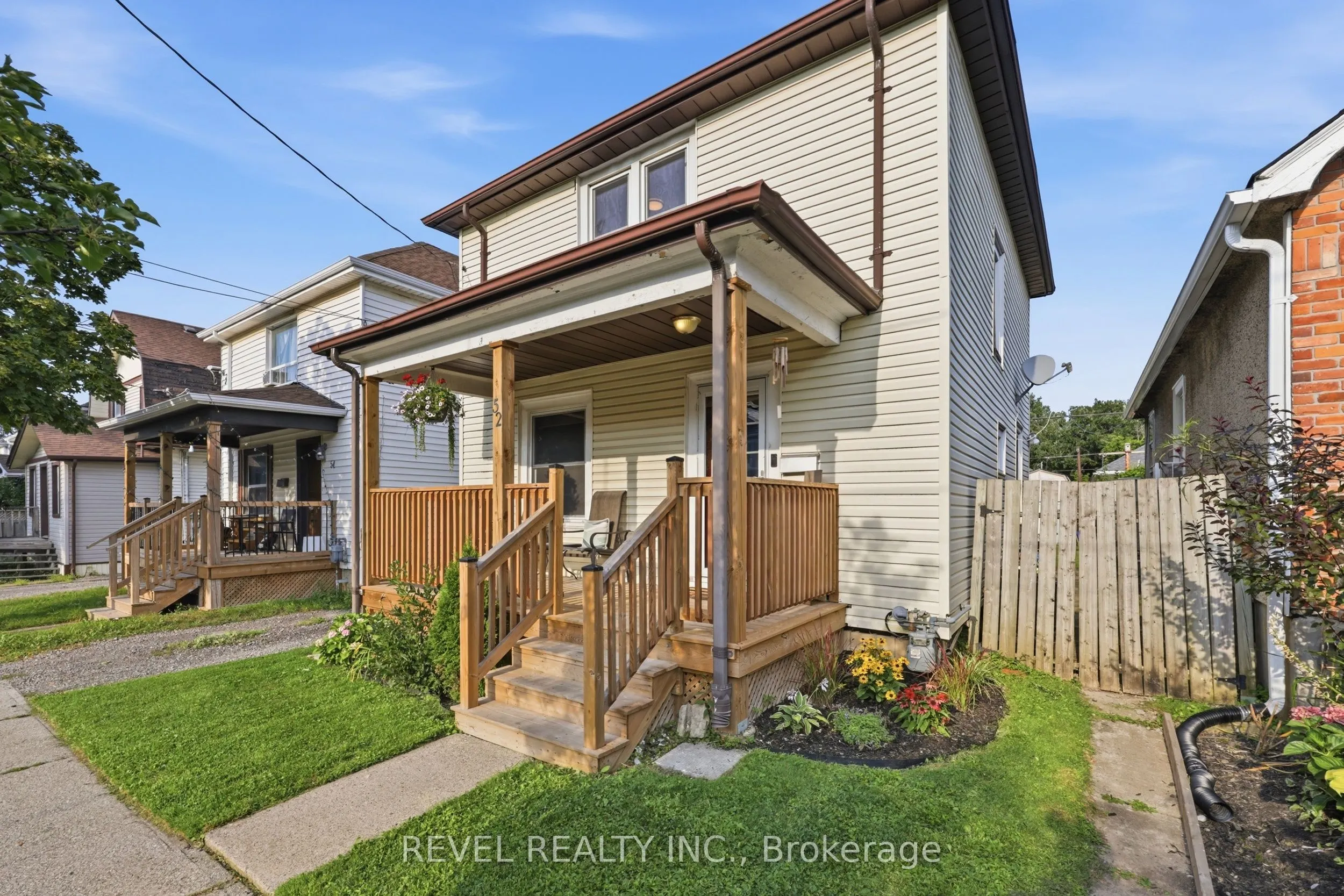 52 Berryman Avenue