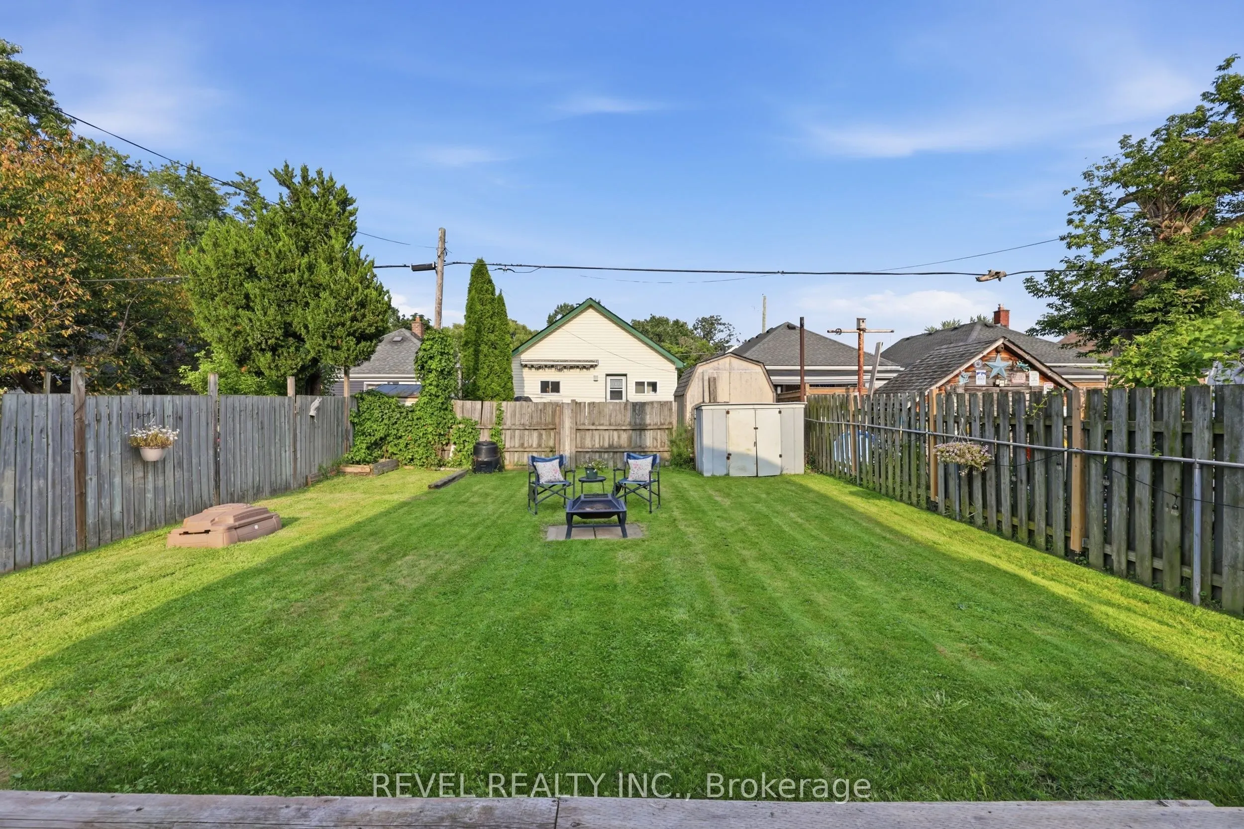 52 Berryman Avenue