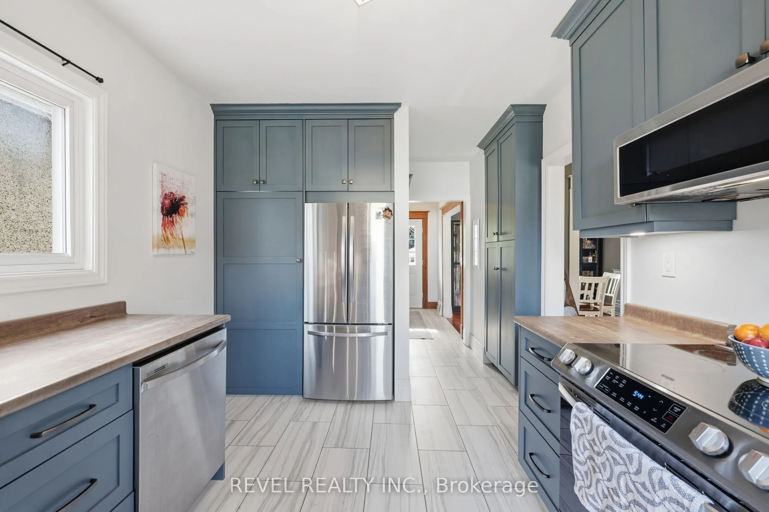 52 Berryman Avenue