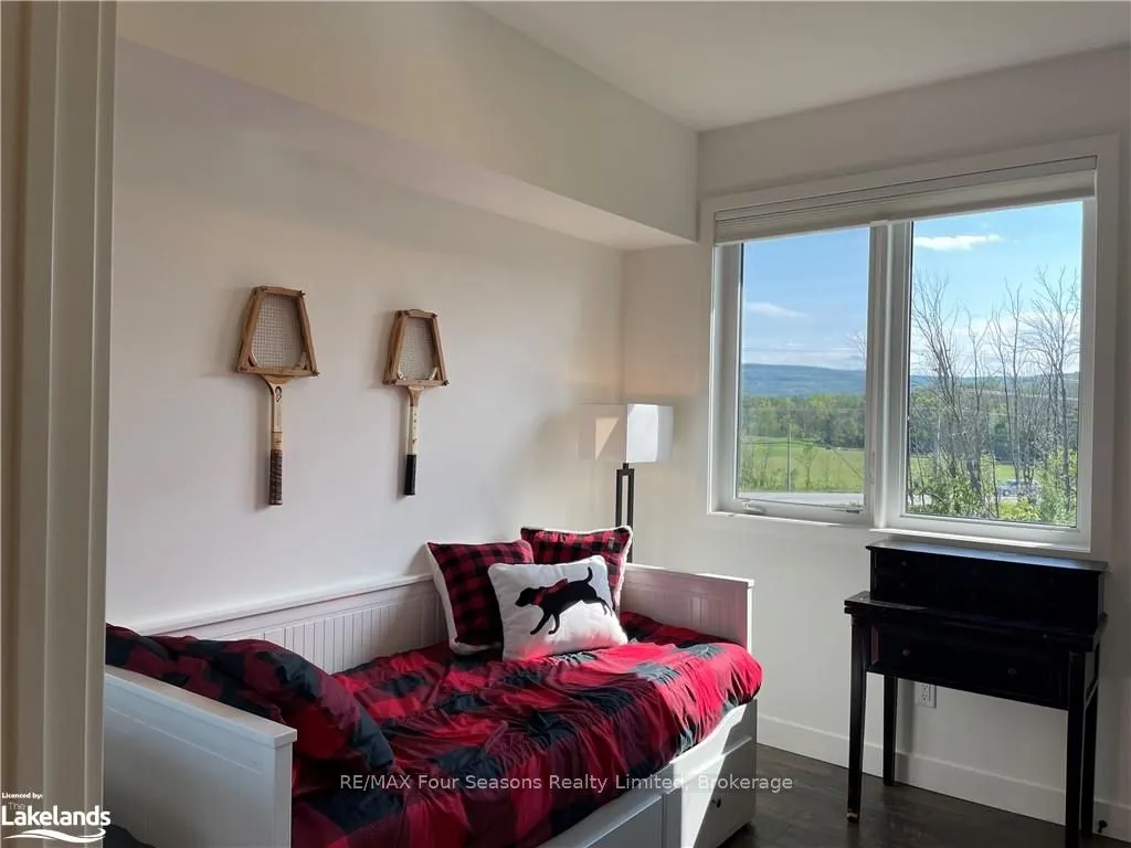 12 BEAUSOLEIL Lane #302