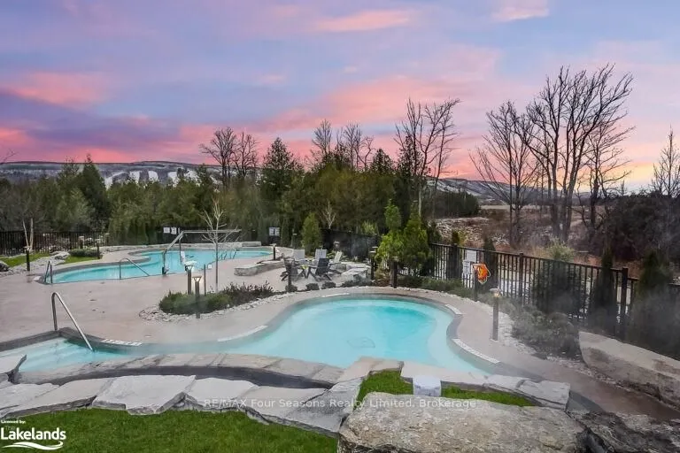 12 BEAUSOLEIL Lane #302