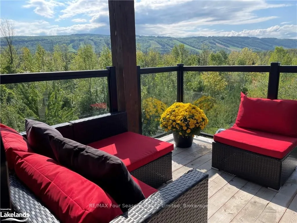 12 BEAUSOLEIL Lane #302