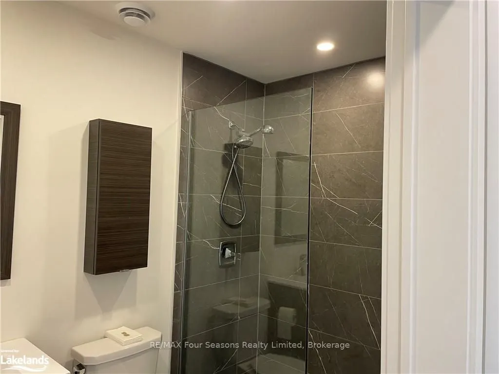 12 BEAUSOLEIL Lane #302