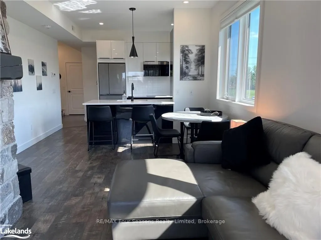 12 BEAUSOLEIL Lane #302