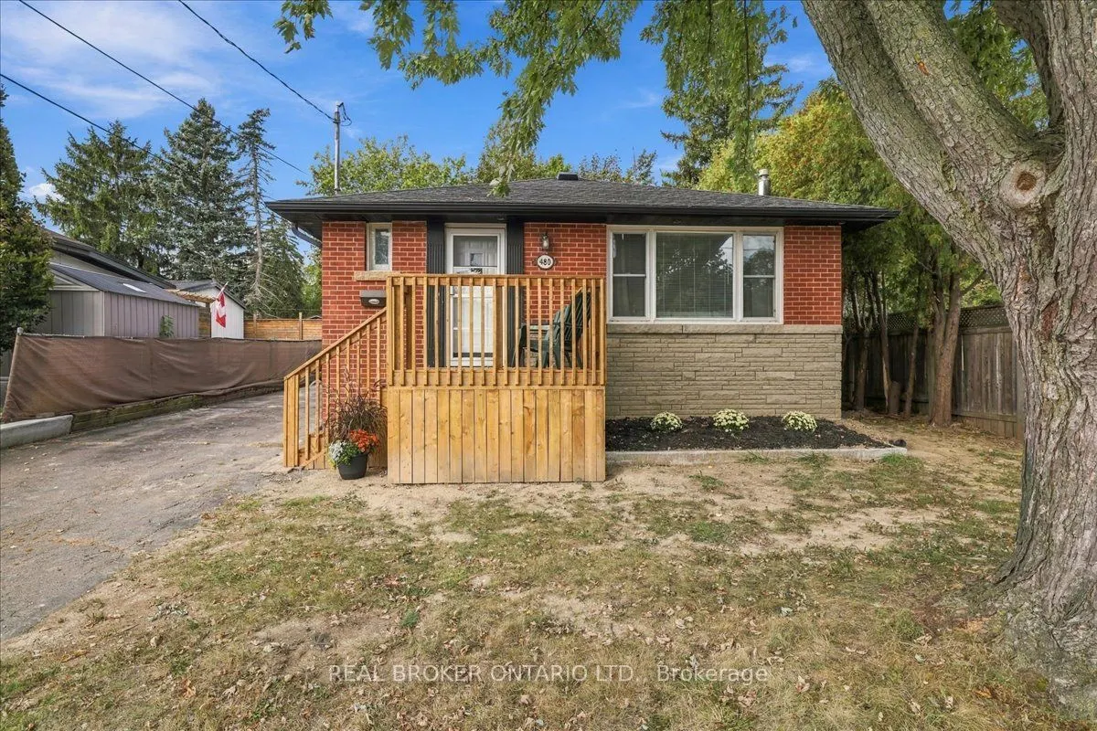 480 Rosseau Road