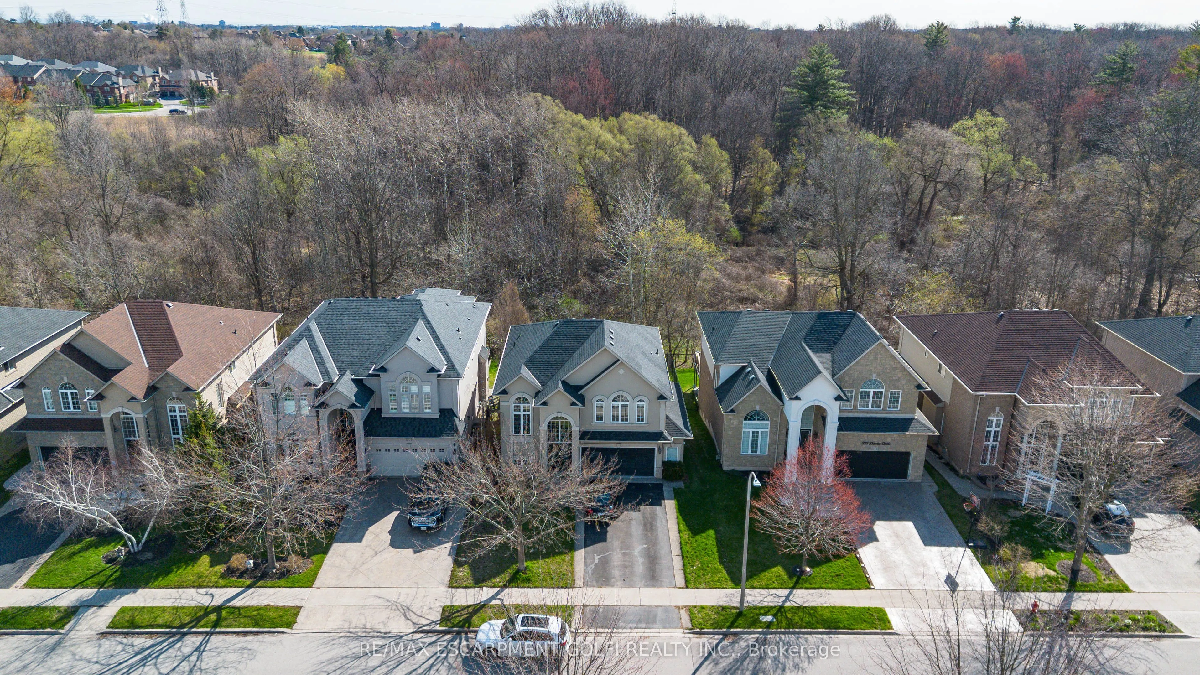 216 Diiorio Circle