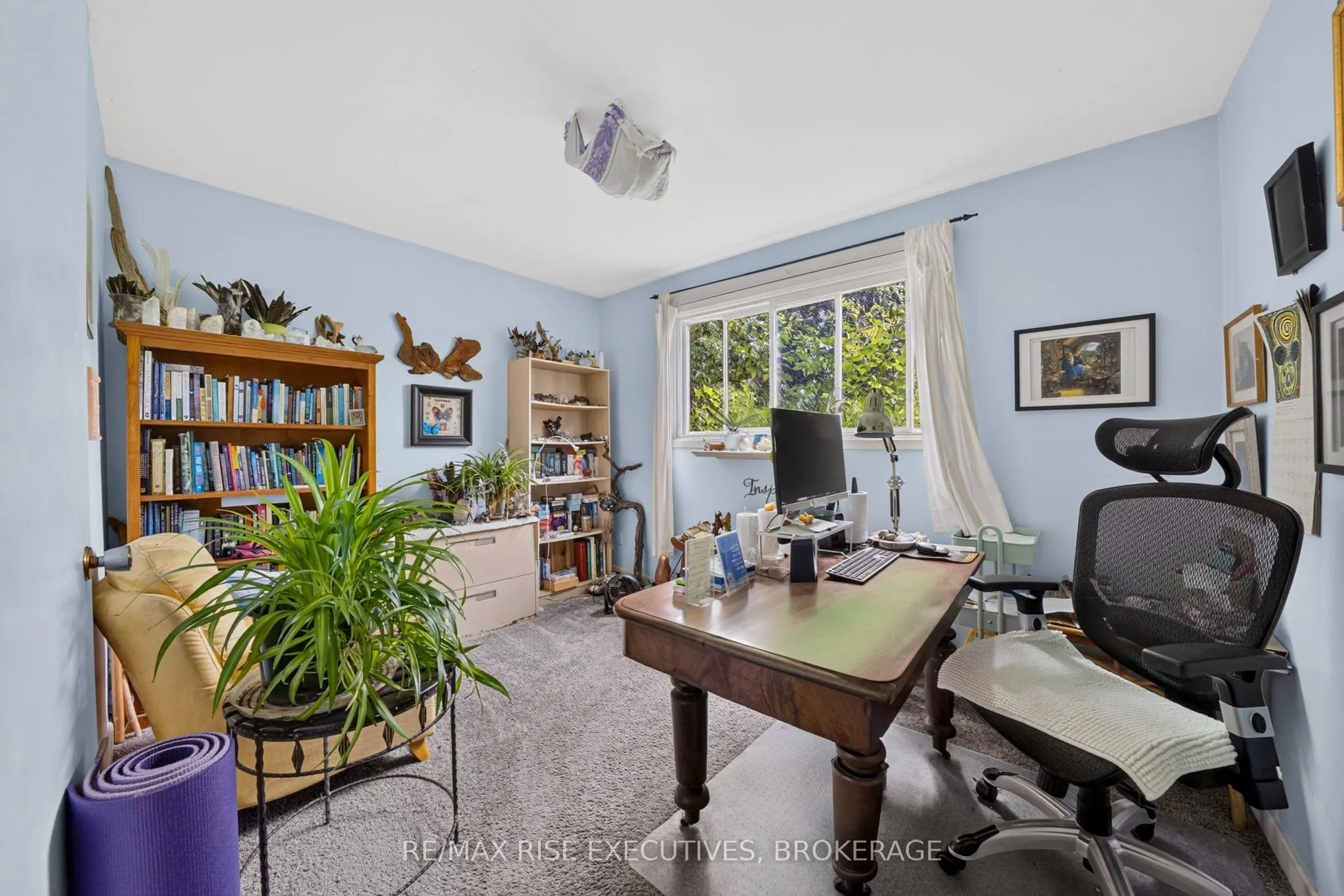 33 Montgomery Boulevard