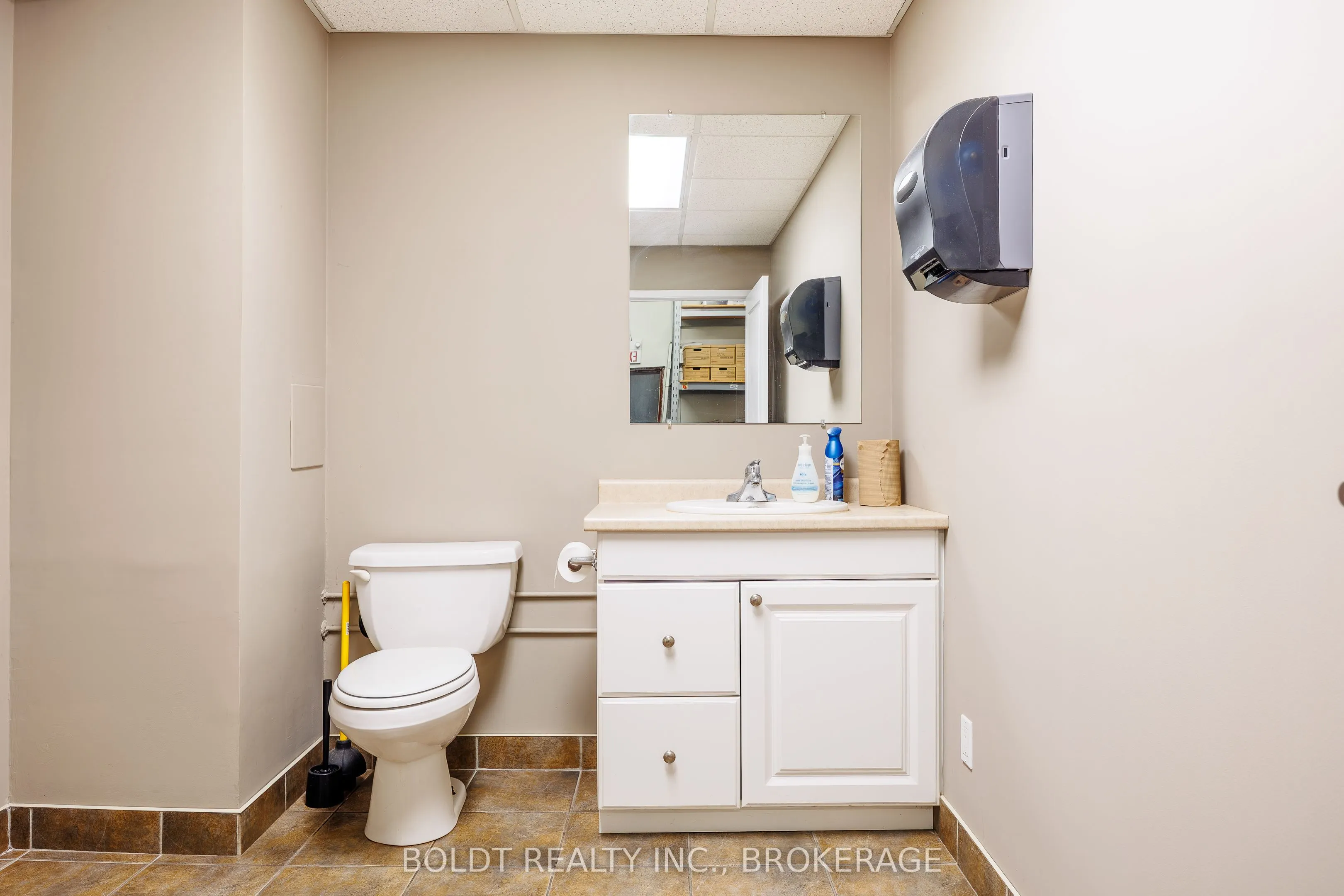 13-15 SECORD Drive