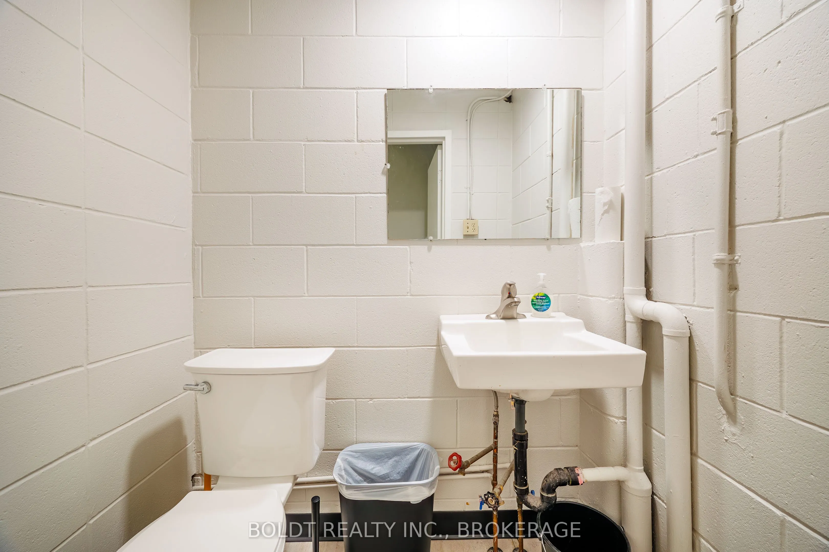 13-15 SECORD Drive