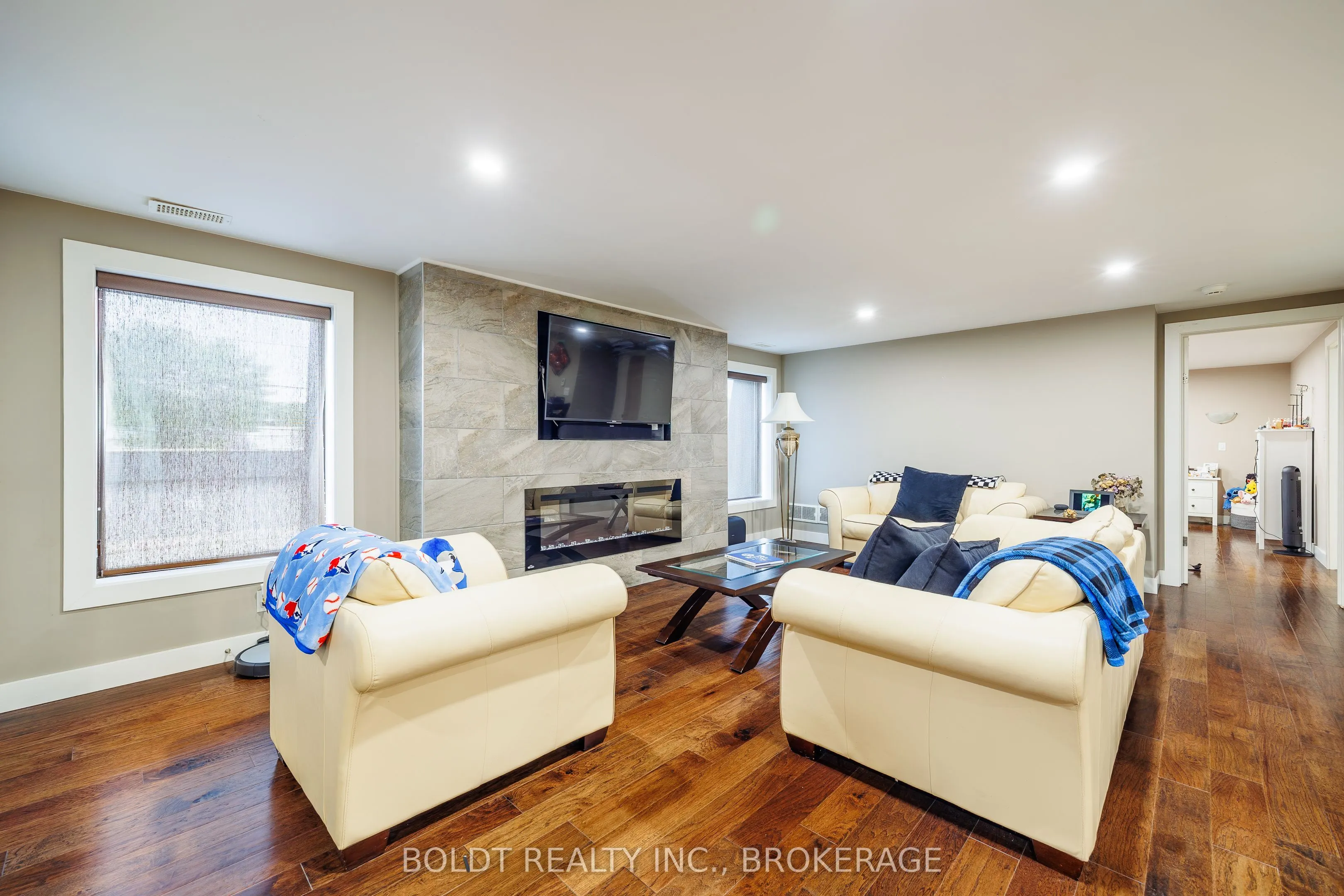 13-15 SECORD Drive