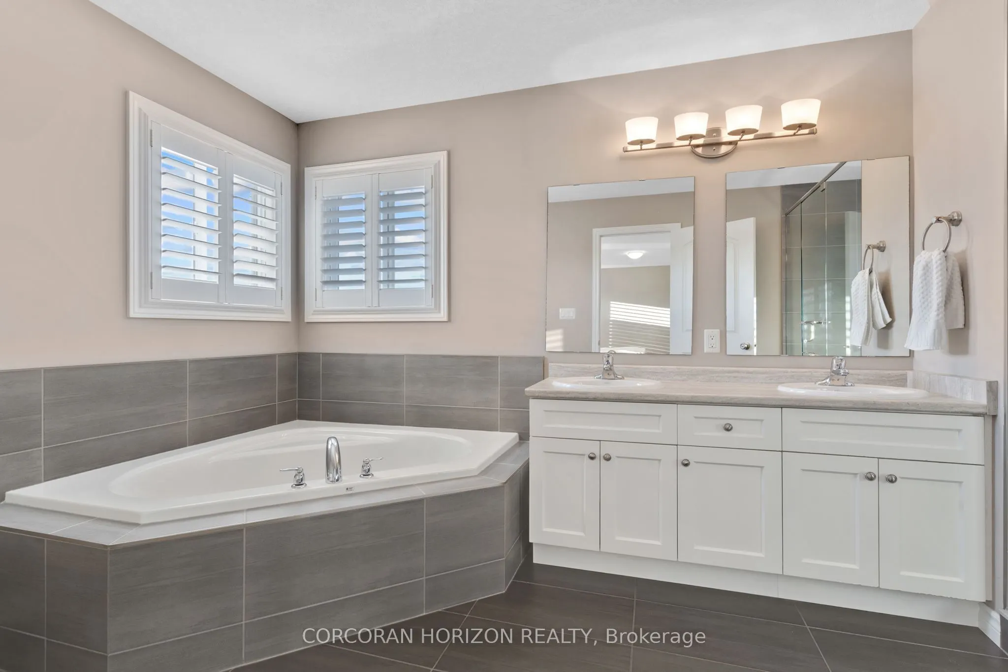 213 Ladyslipper Drive
