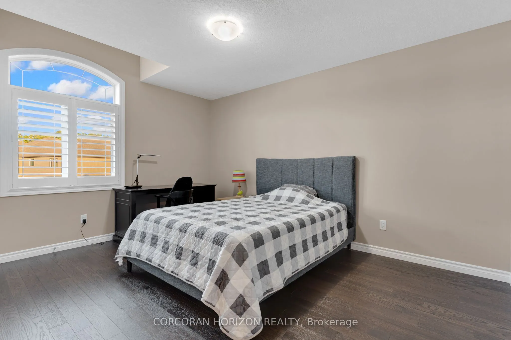 213 Ladyslipper Drive