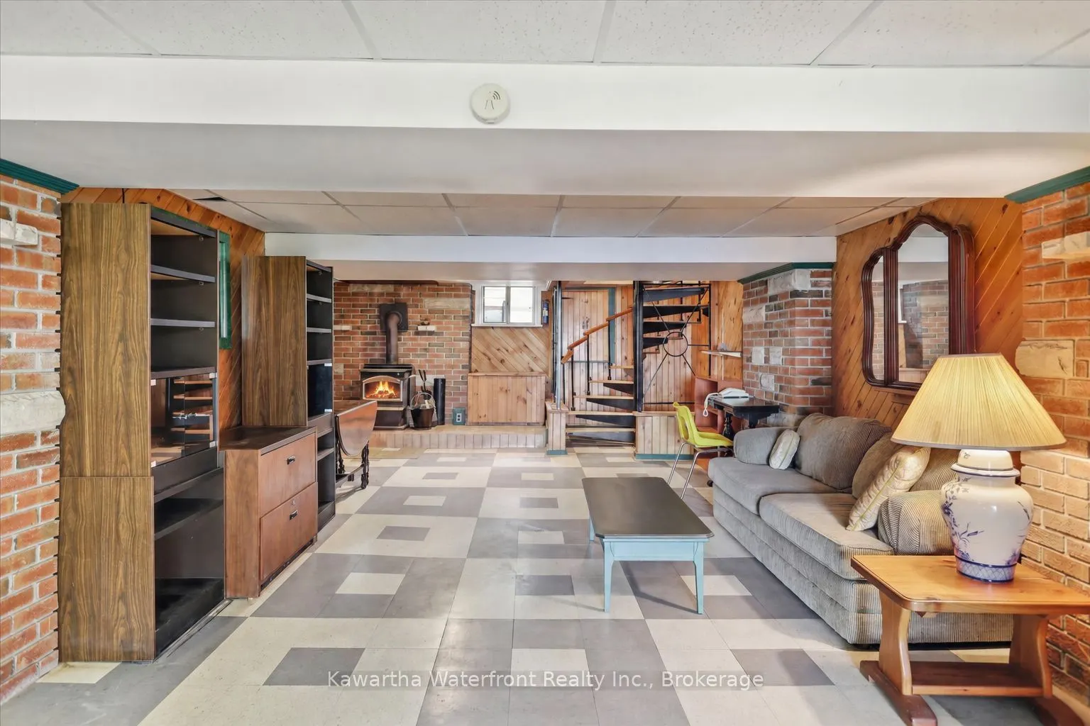 1628 Lewis Road