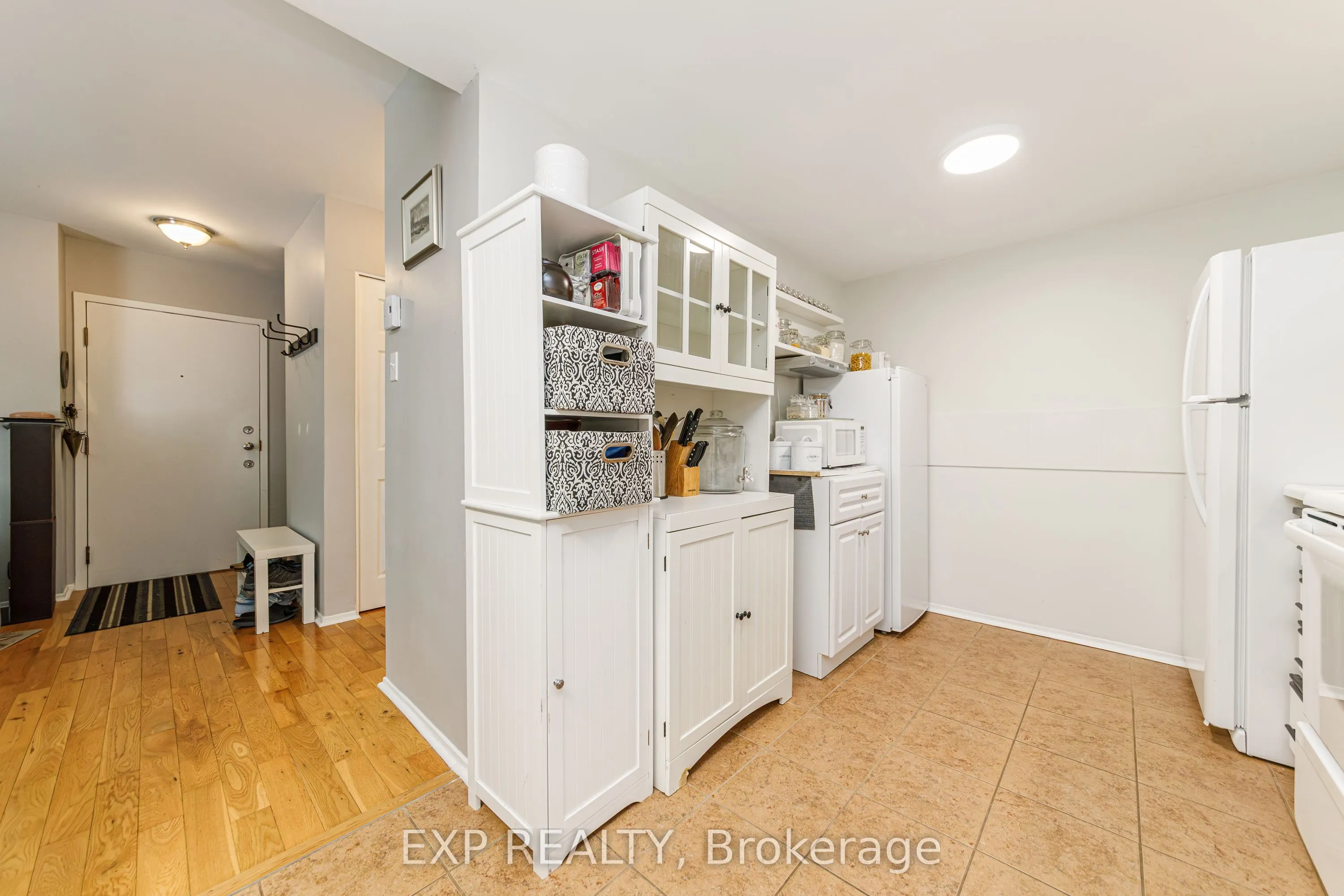 1589 St. Bernard Street #505