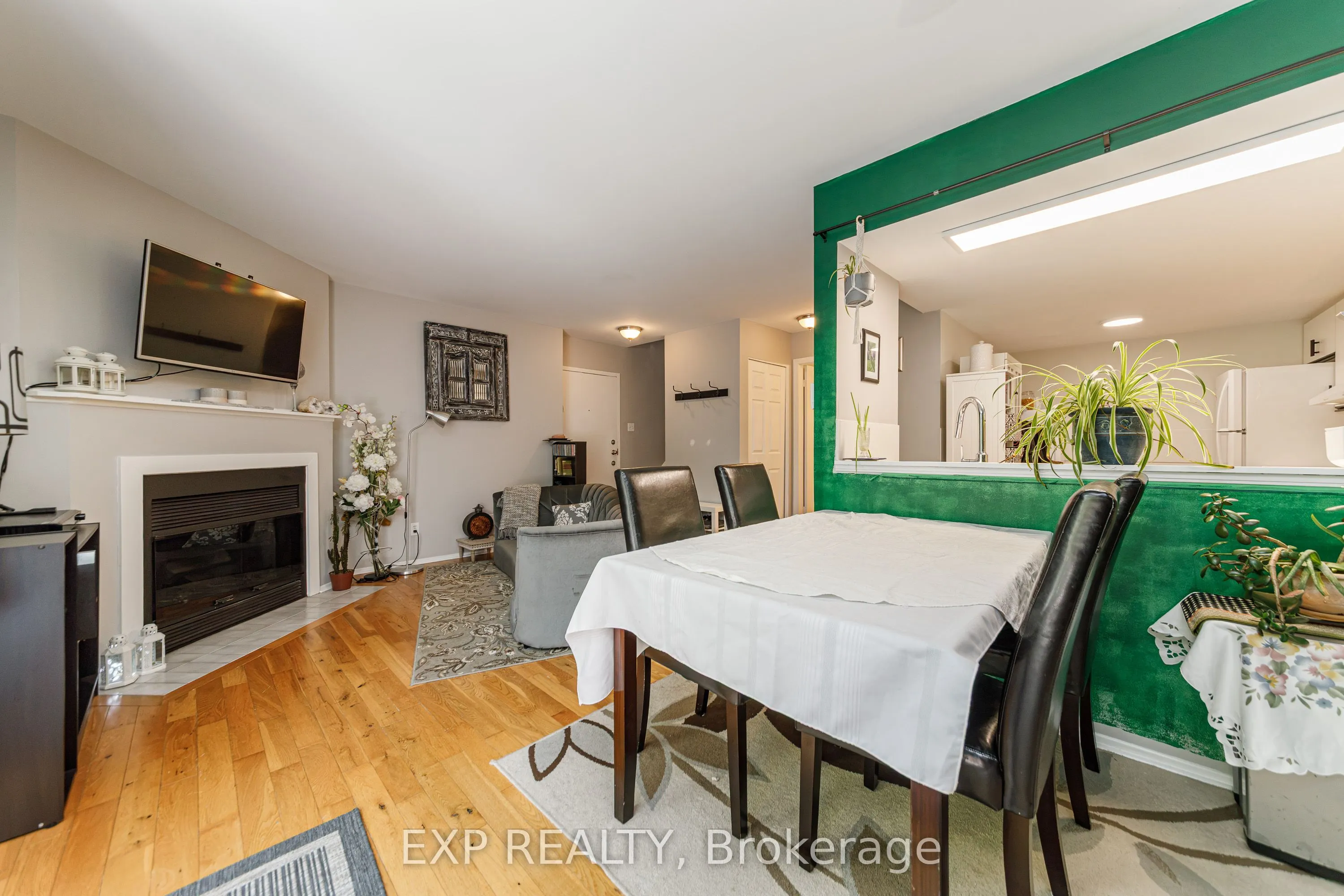 1589 St. Bernard Street #505