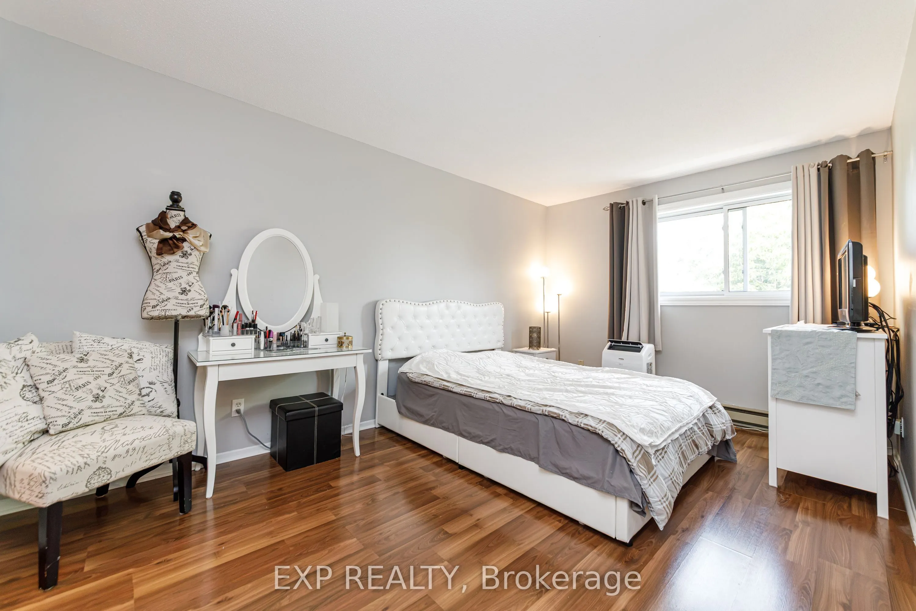 1589 St. Bernard Street #505