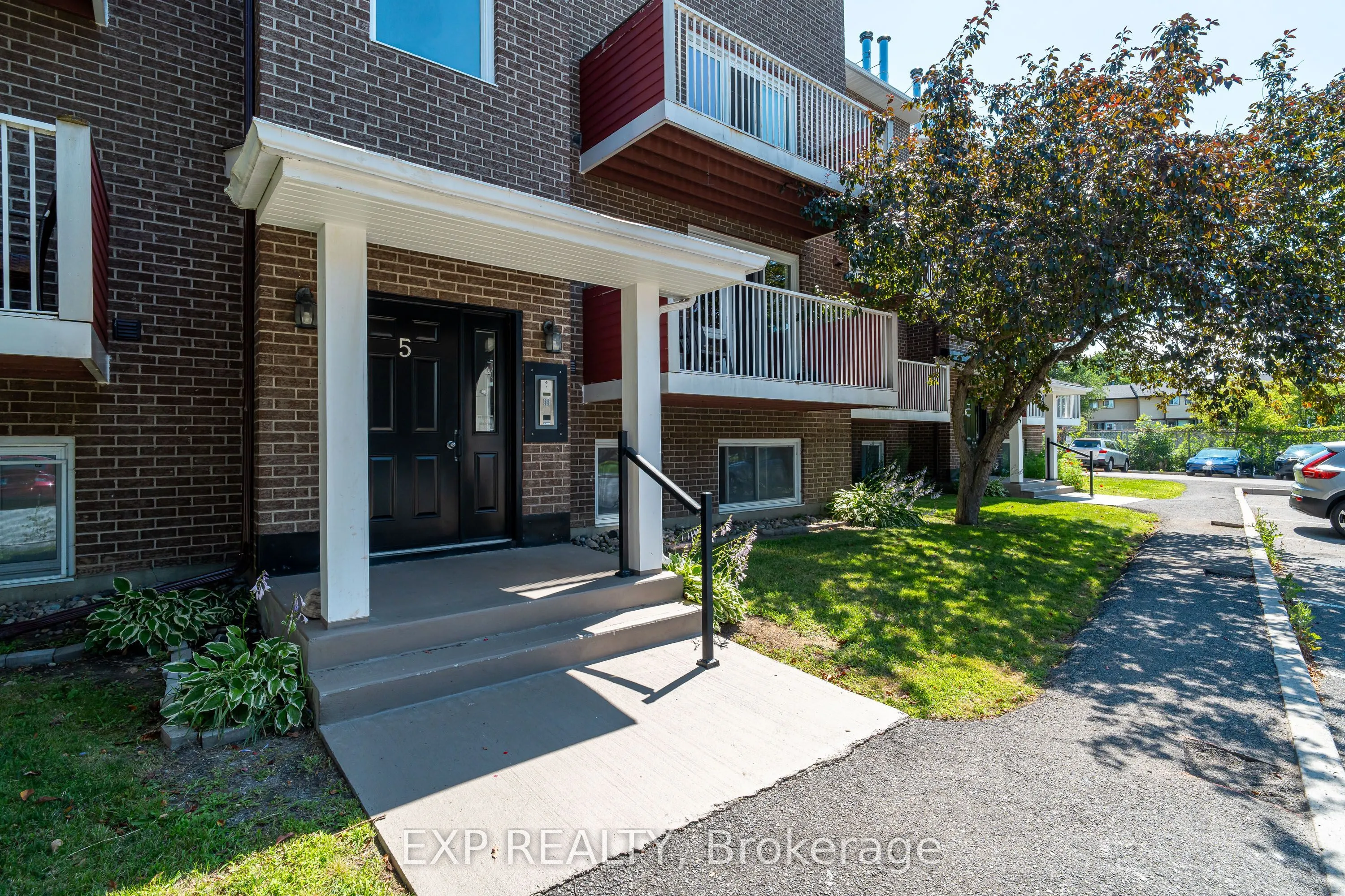 1589 St. Bernard Street #505
