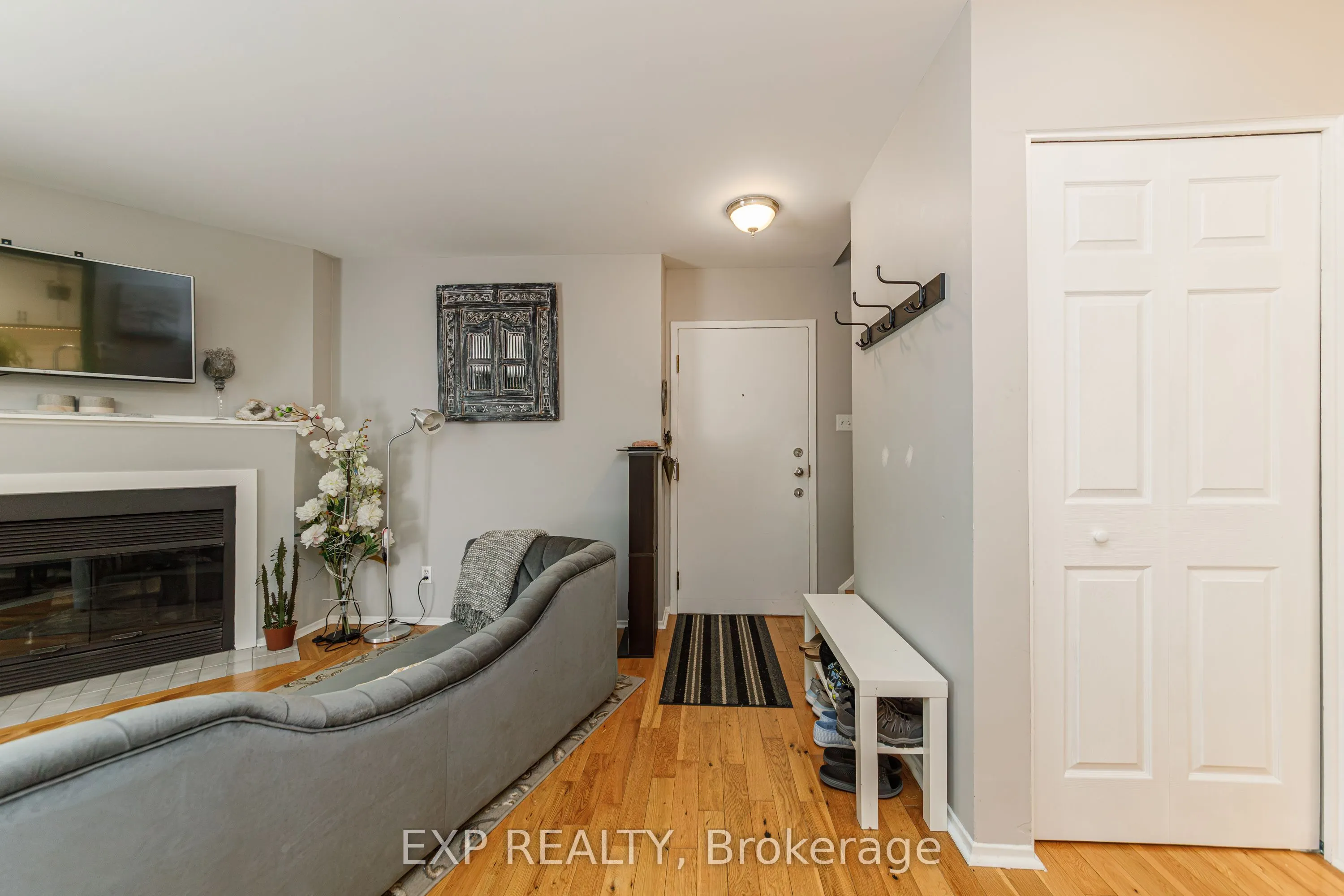 1589 St. Bernard Street #505