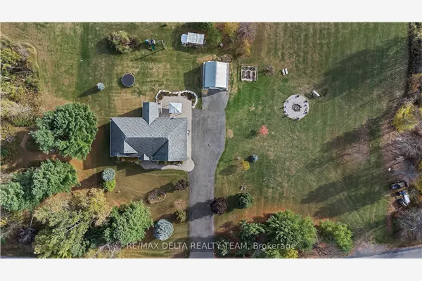 3782 Etienne Road
