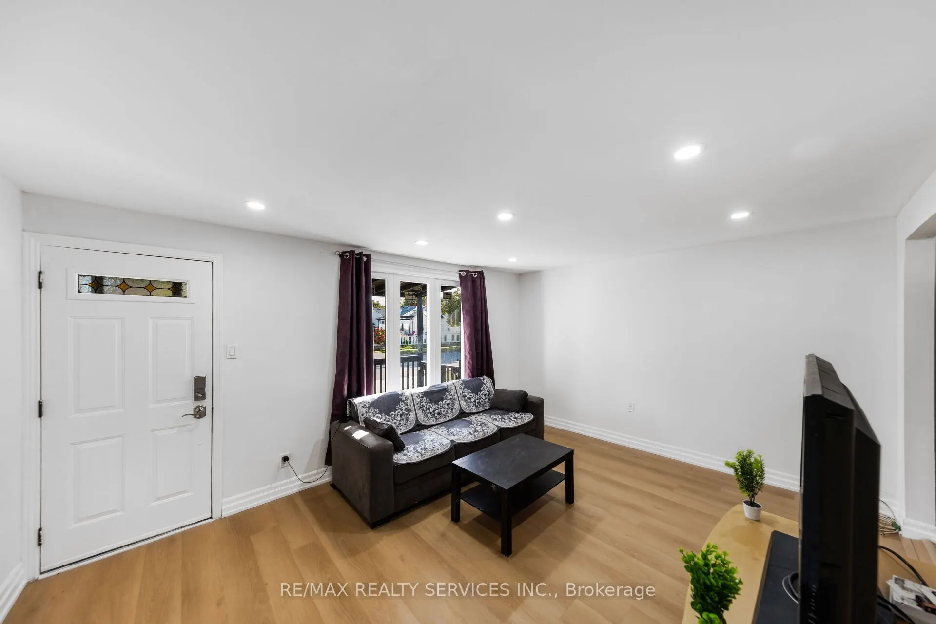 12 Ajax Avenue