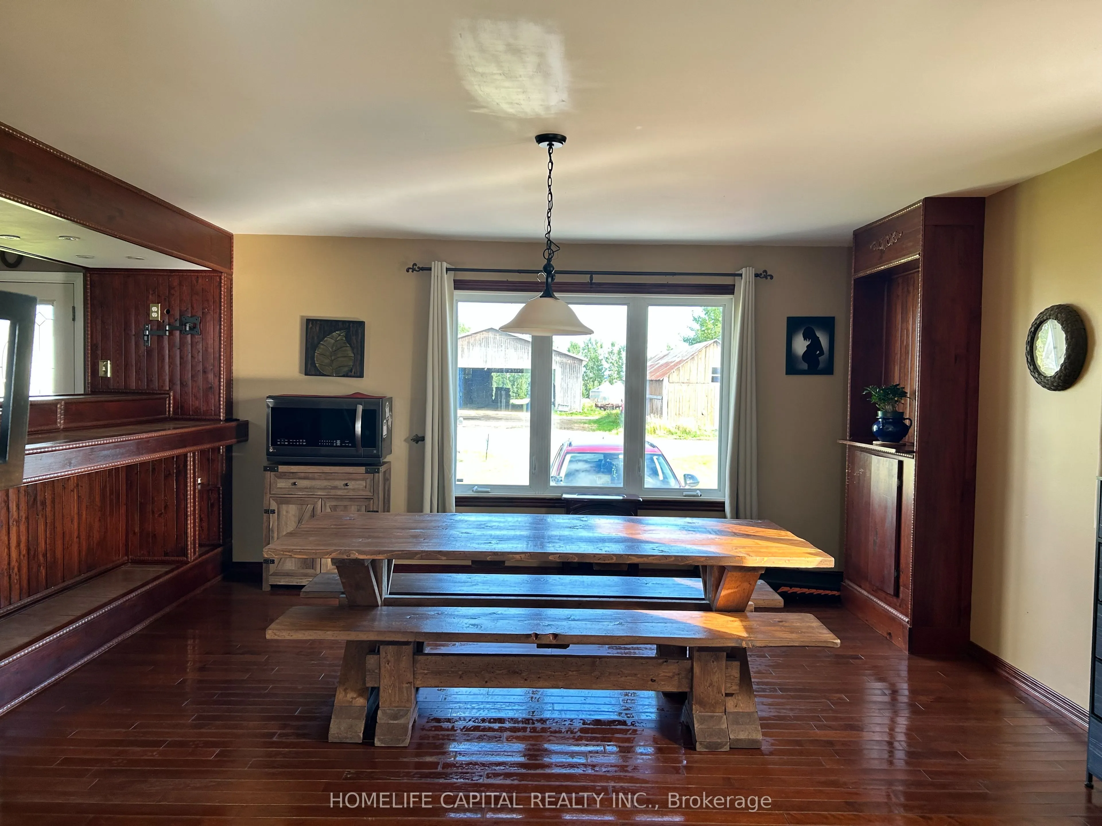 1091 County Rd 15 Road