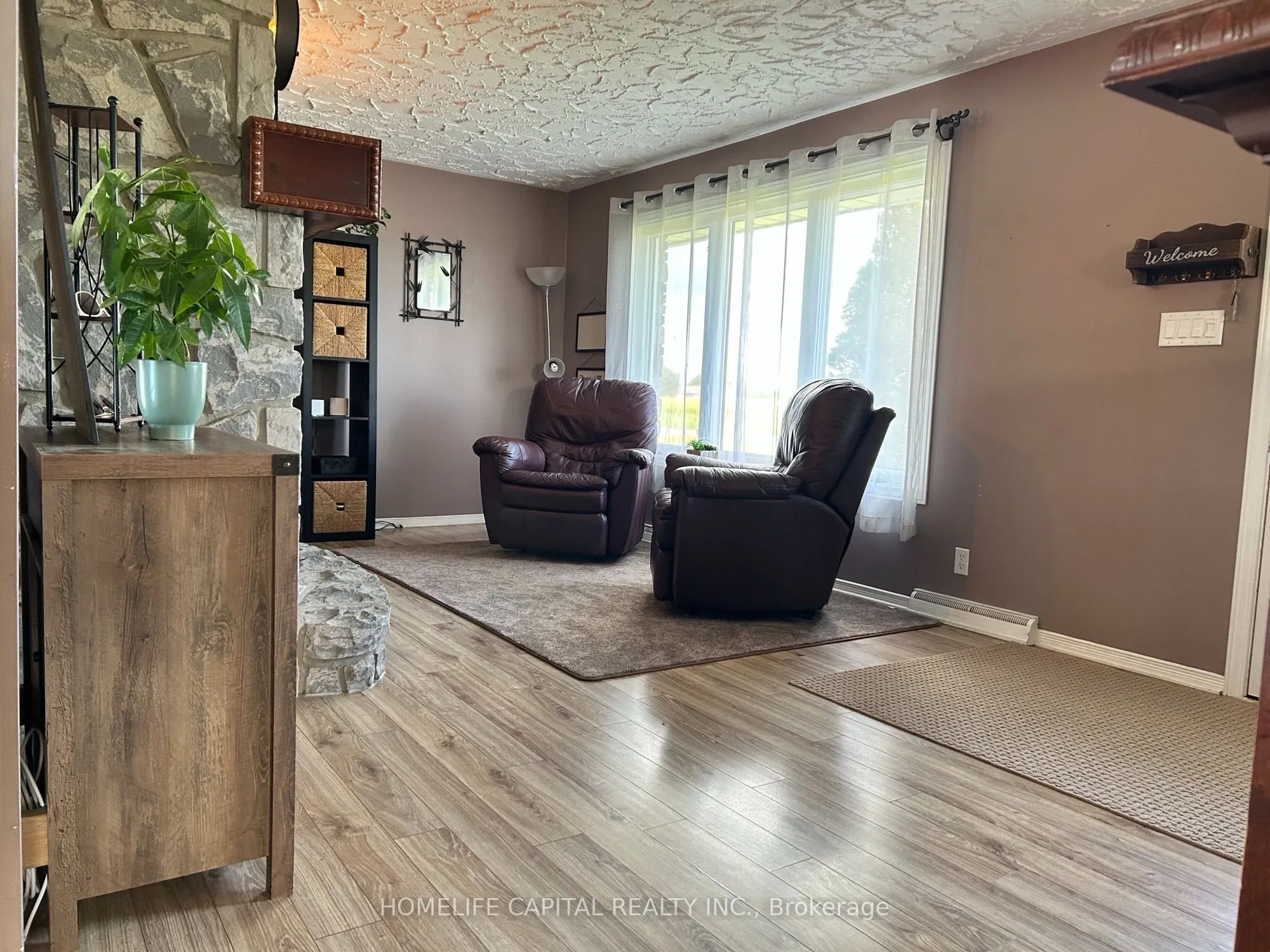 1091 County Rd 15 Road