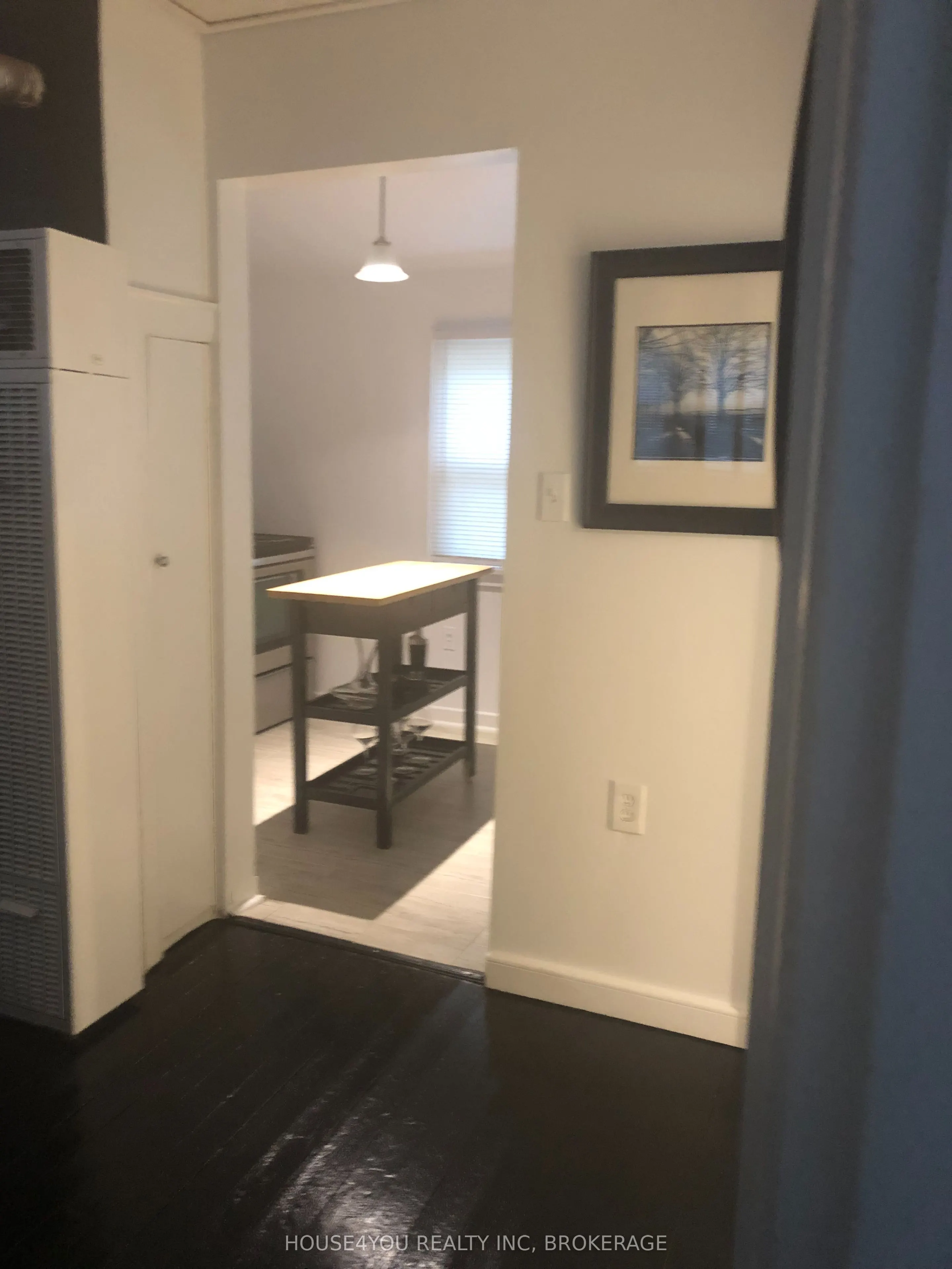 6 Grandview Drive W