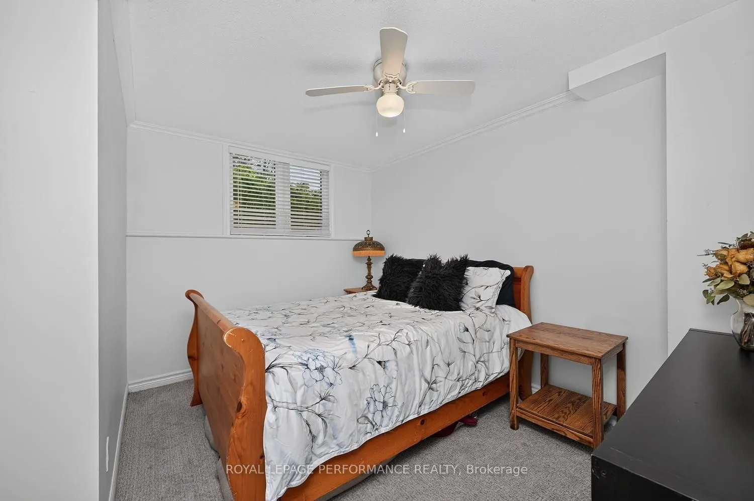 6812 Jeanne D'arc Boulevard N #A