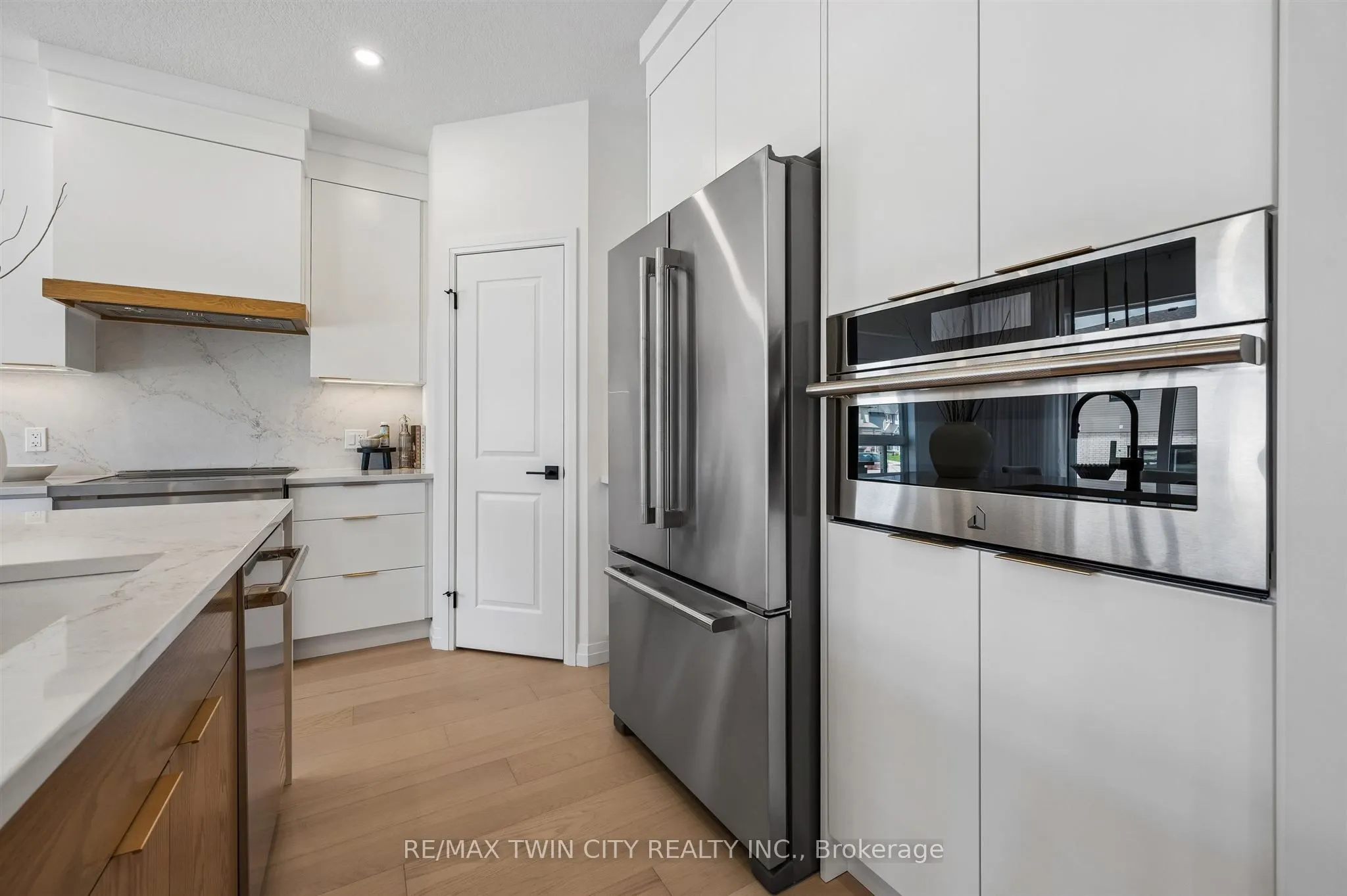 1681 Dunkirk Avenue