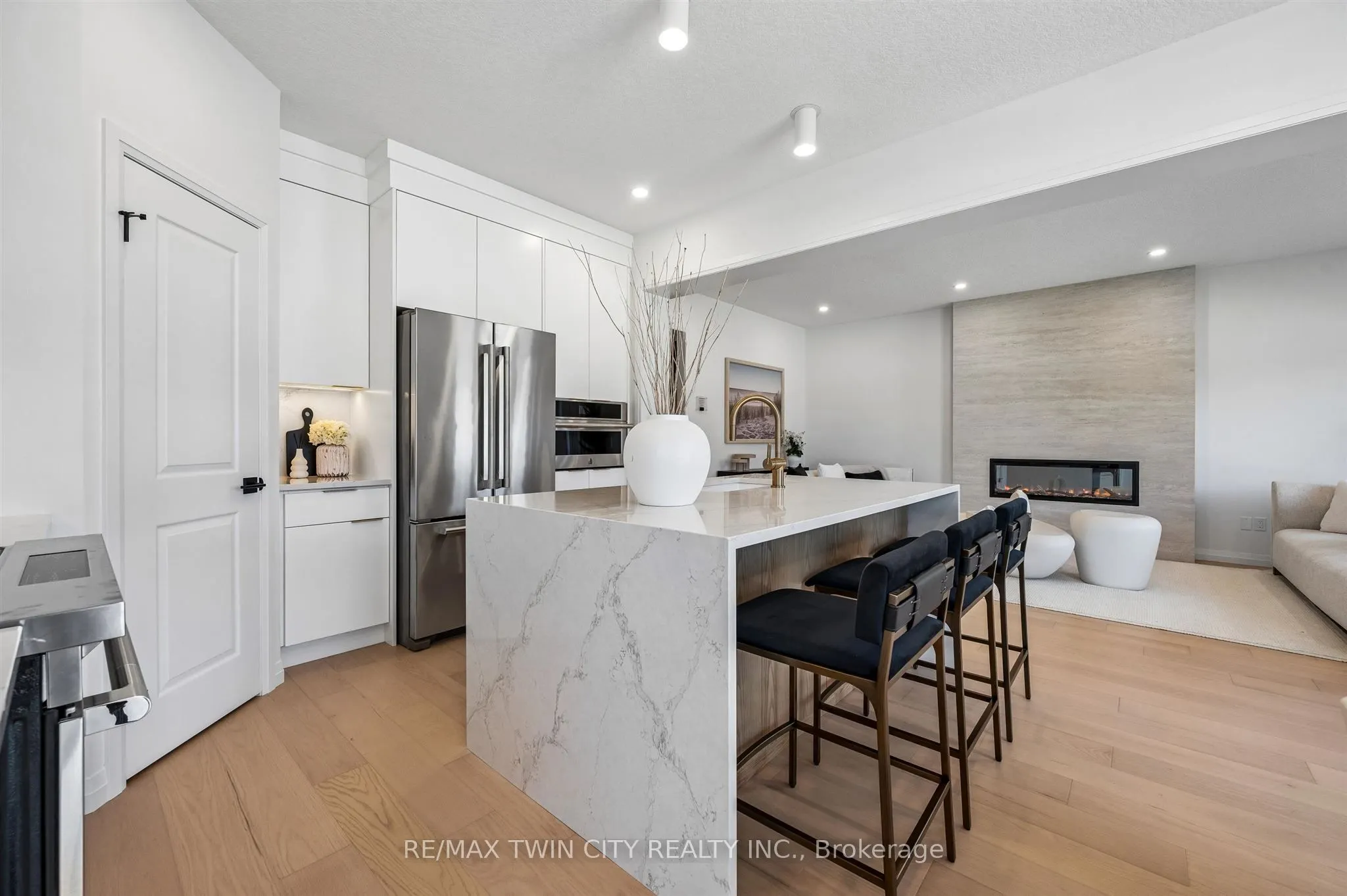 1681 Dunkirk Avenue